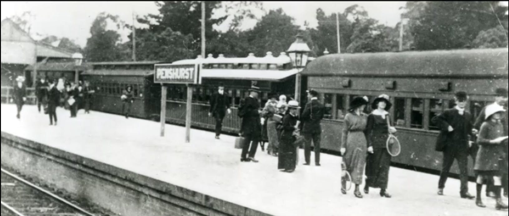 Penshurst Station 1920.png