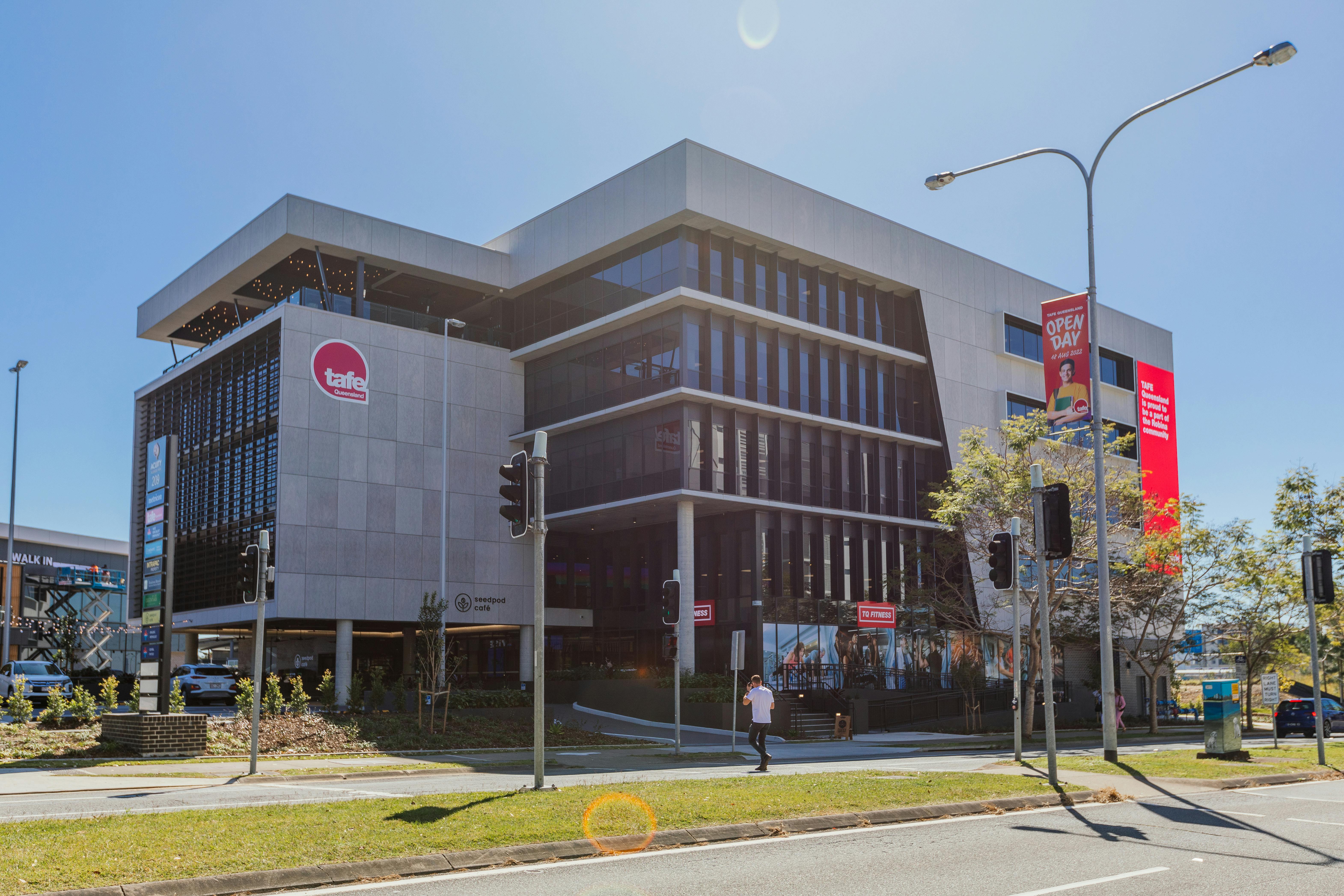 20220819_ROBINA REVIEW EP&E-145.jpg