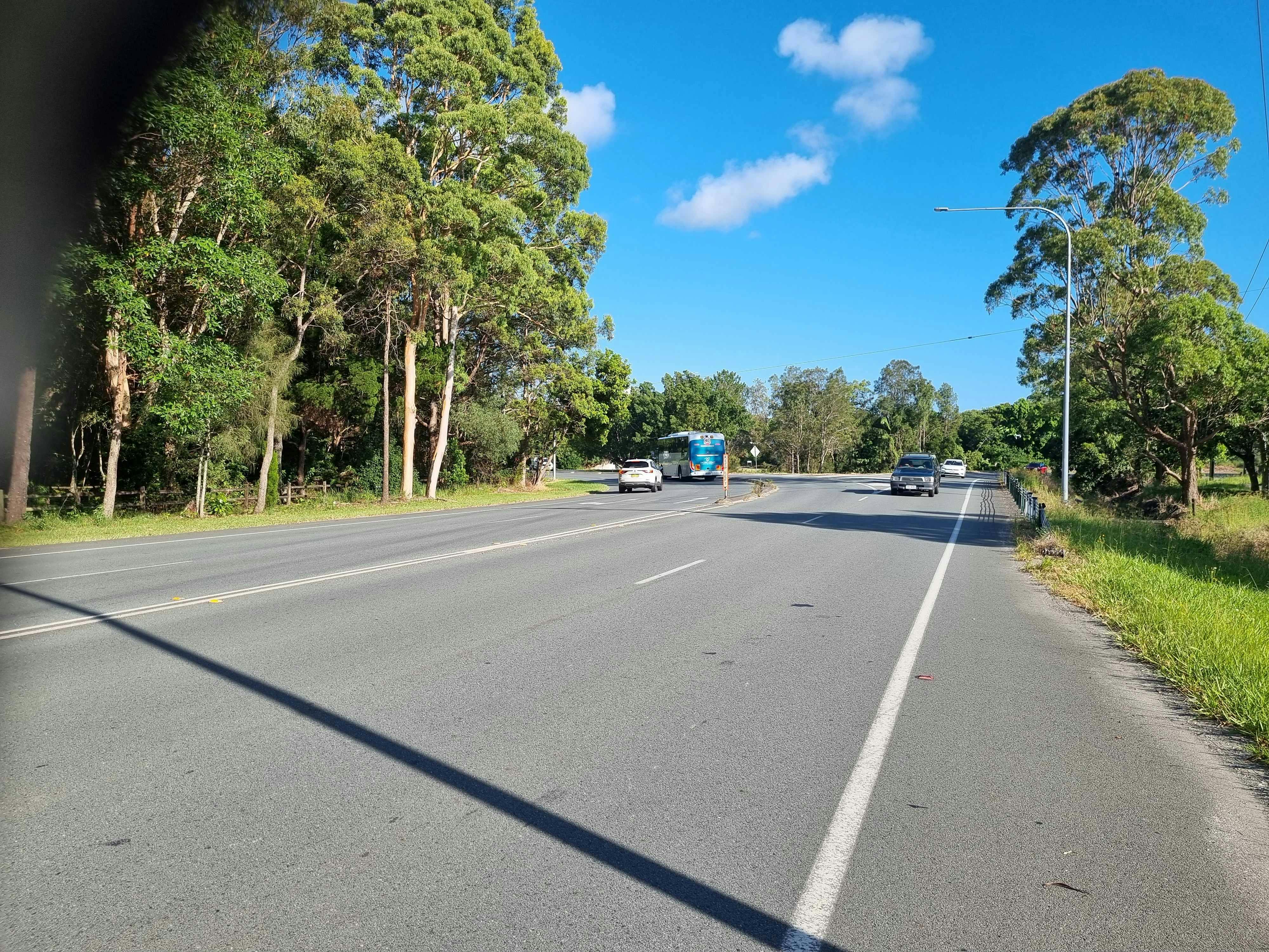 Tweed Coast Road - approaching the M1 roundabout at Chidnerah.jpg