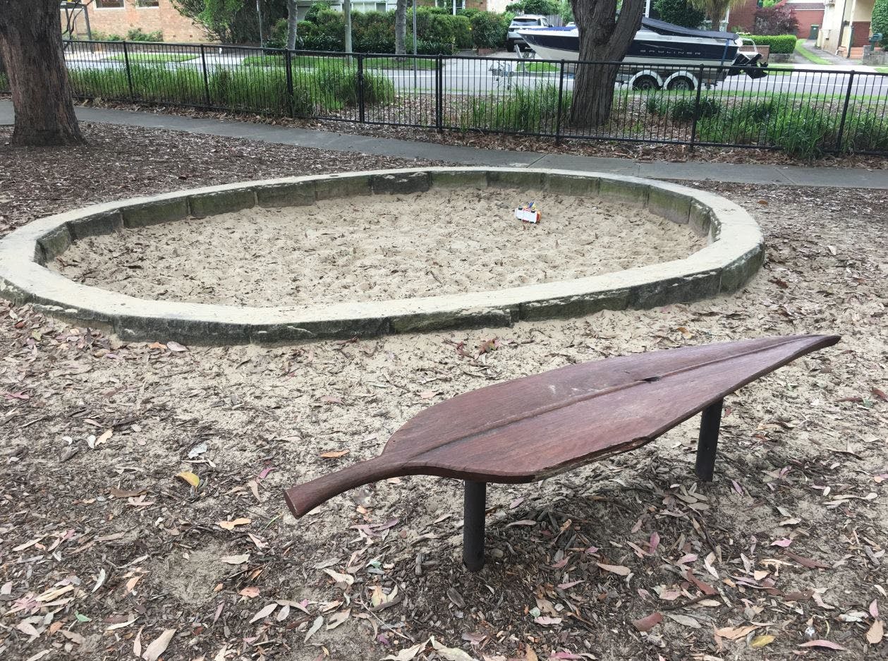 Willoughby Park Playground leaf seat and sandpit