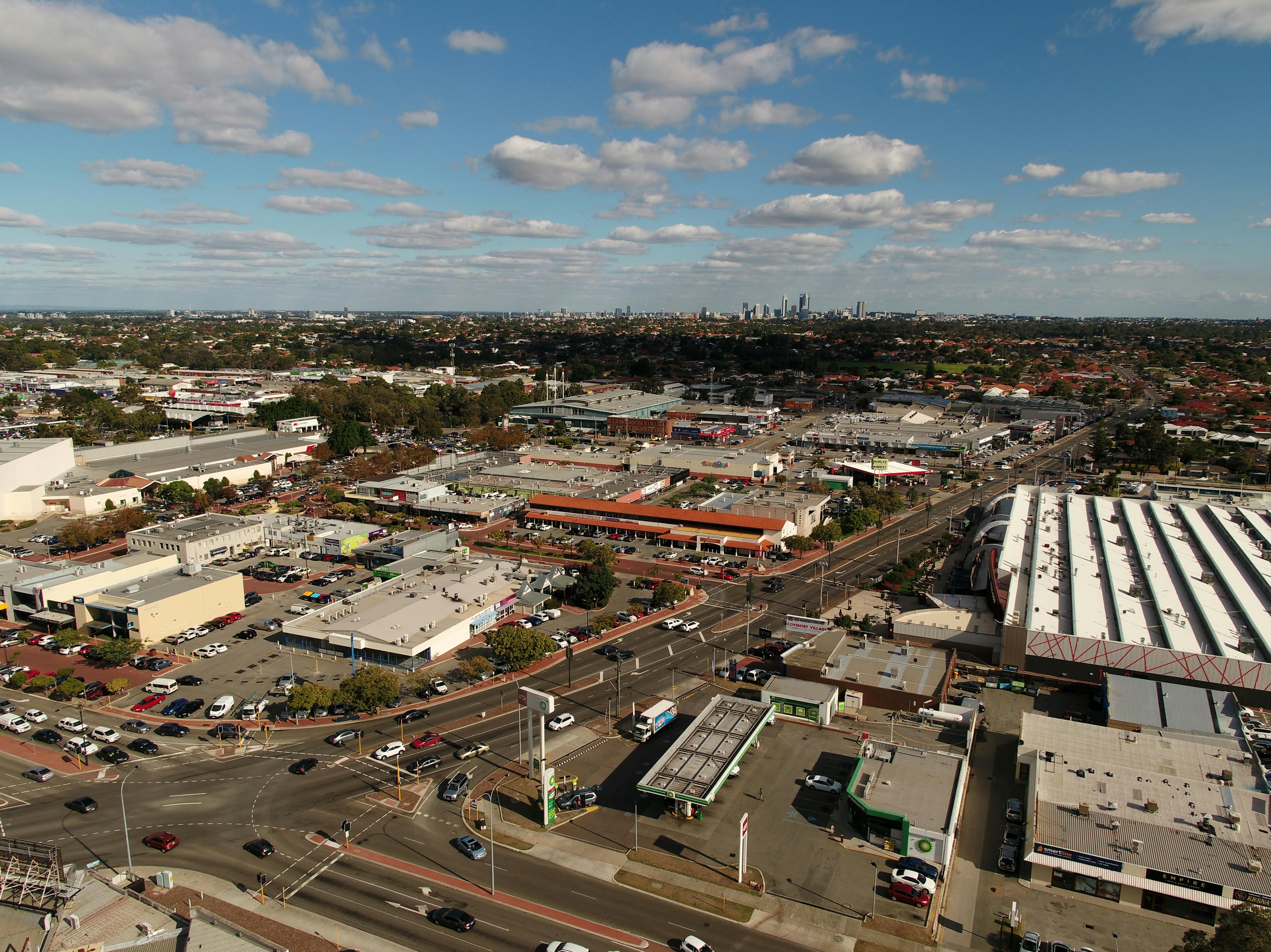 Cnr Russell And Walter Road West   Aerial Image