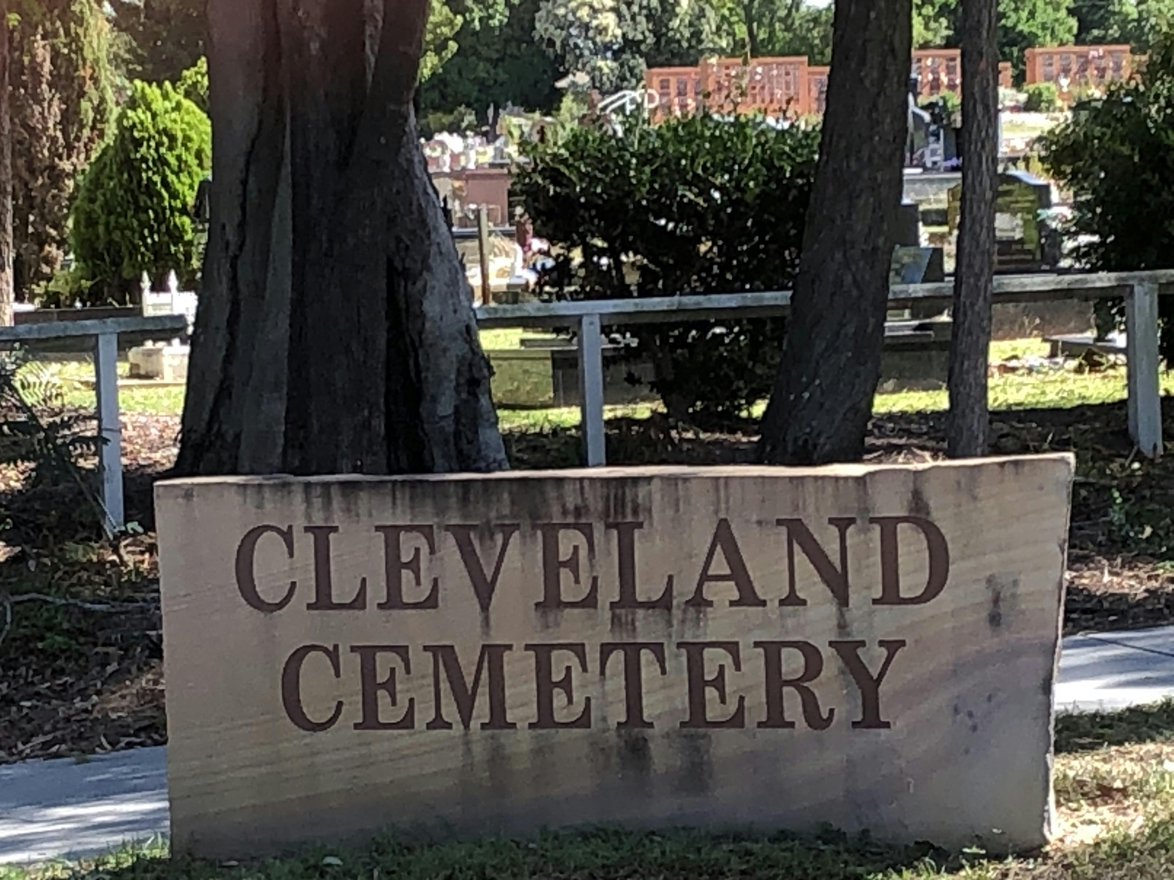 Cemetery entrance sign.JPG