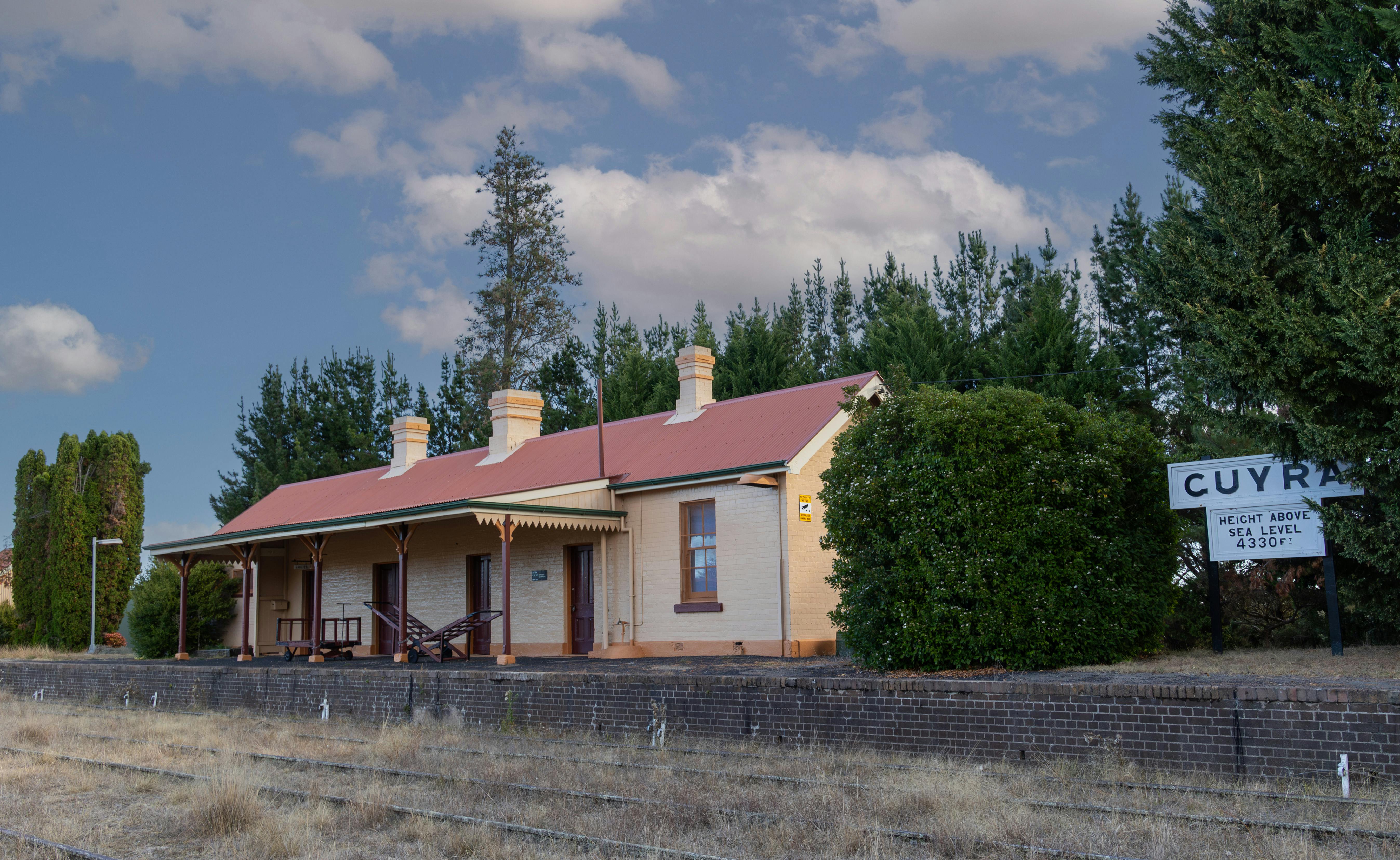 Guyra Train Station