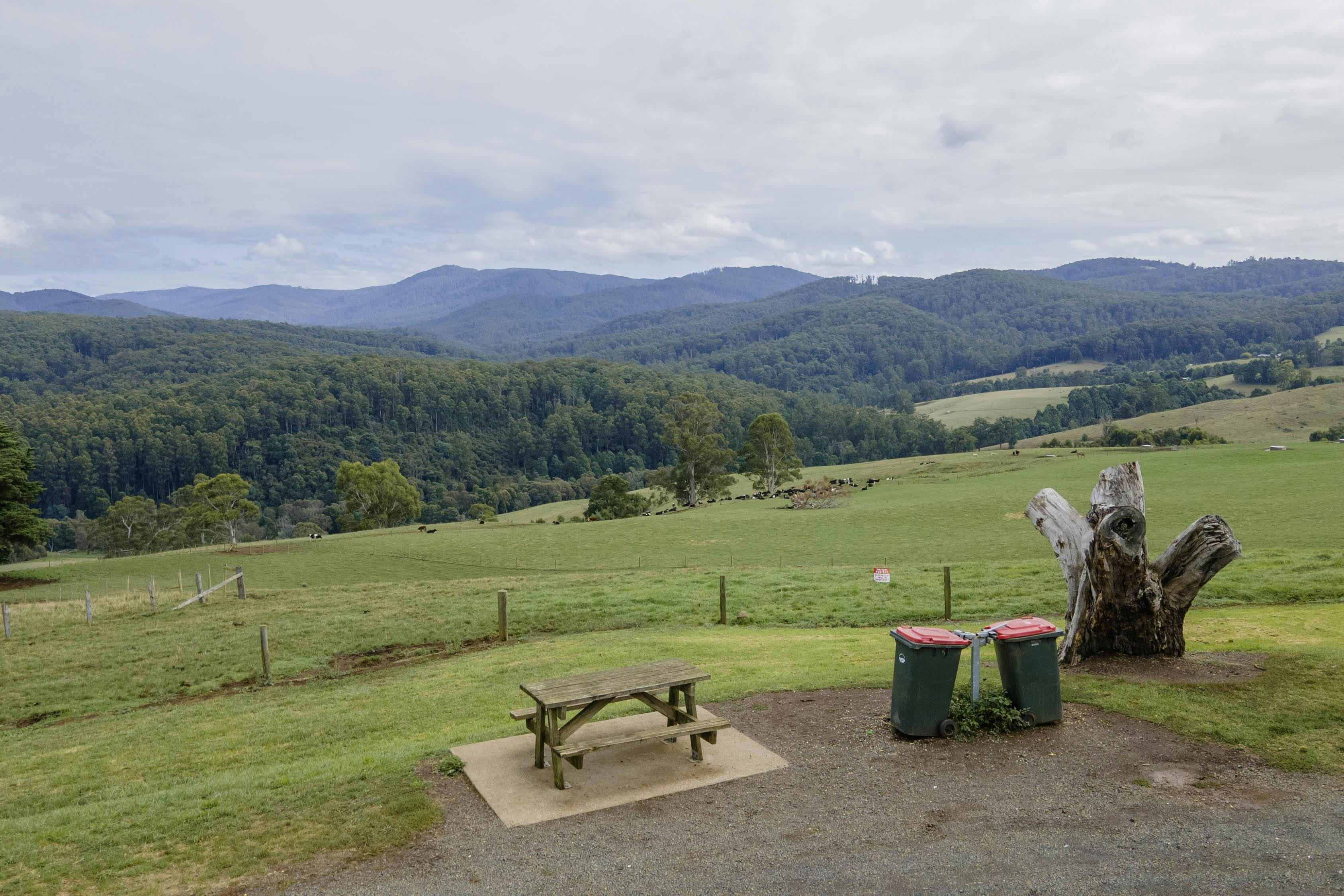 Panoramic views of surrounding mountains