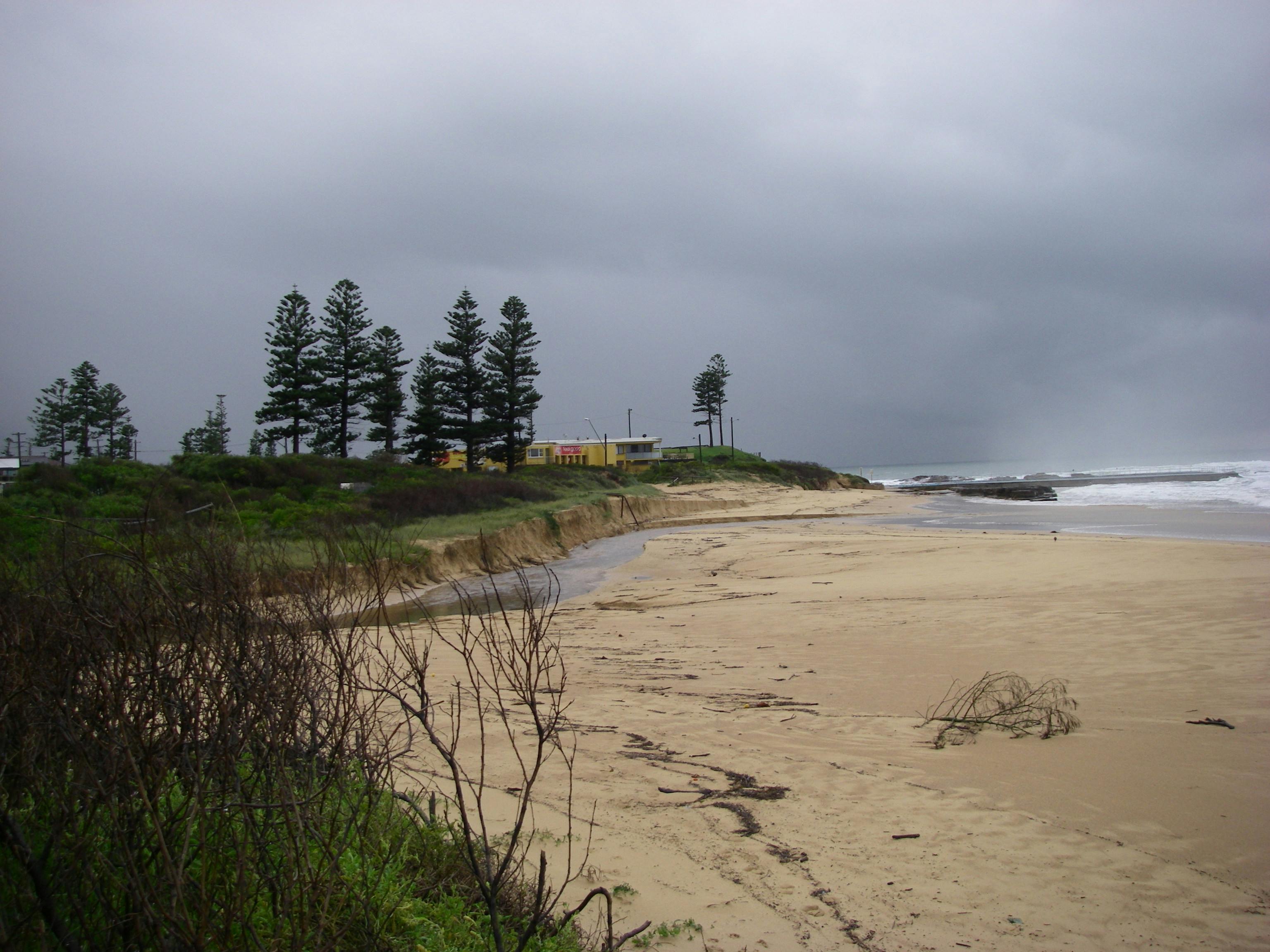 Whartons Creek Entrance