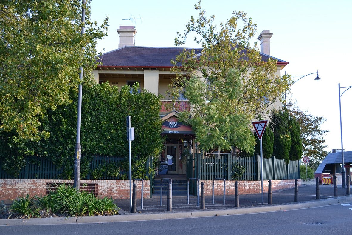 The Oriental Hotel, Corner of Raymond & Macquarie Roads