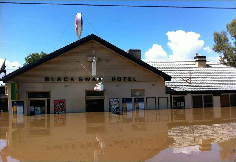 Black Swan hotel, North Wagga Wagga