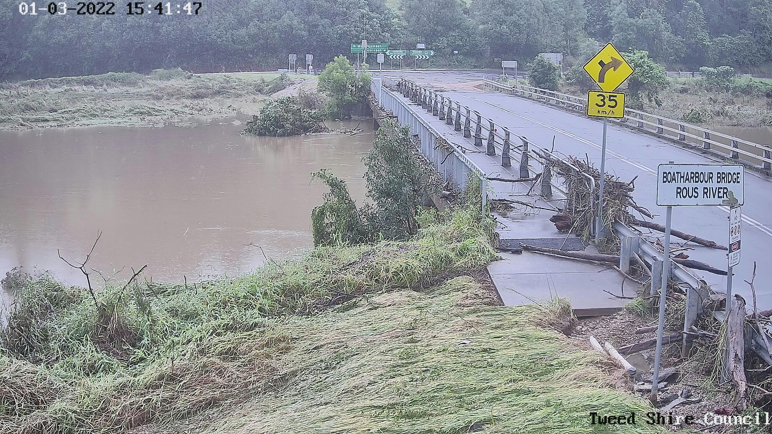 Boatharbour Bridge over the Rous River after the river subsided leaving flood debris.jpg