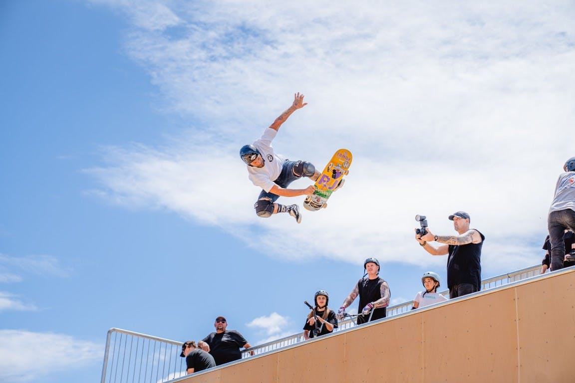 Skate Vert (Medium).jpeg