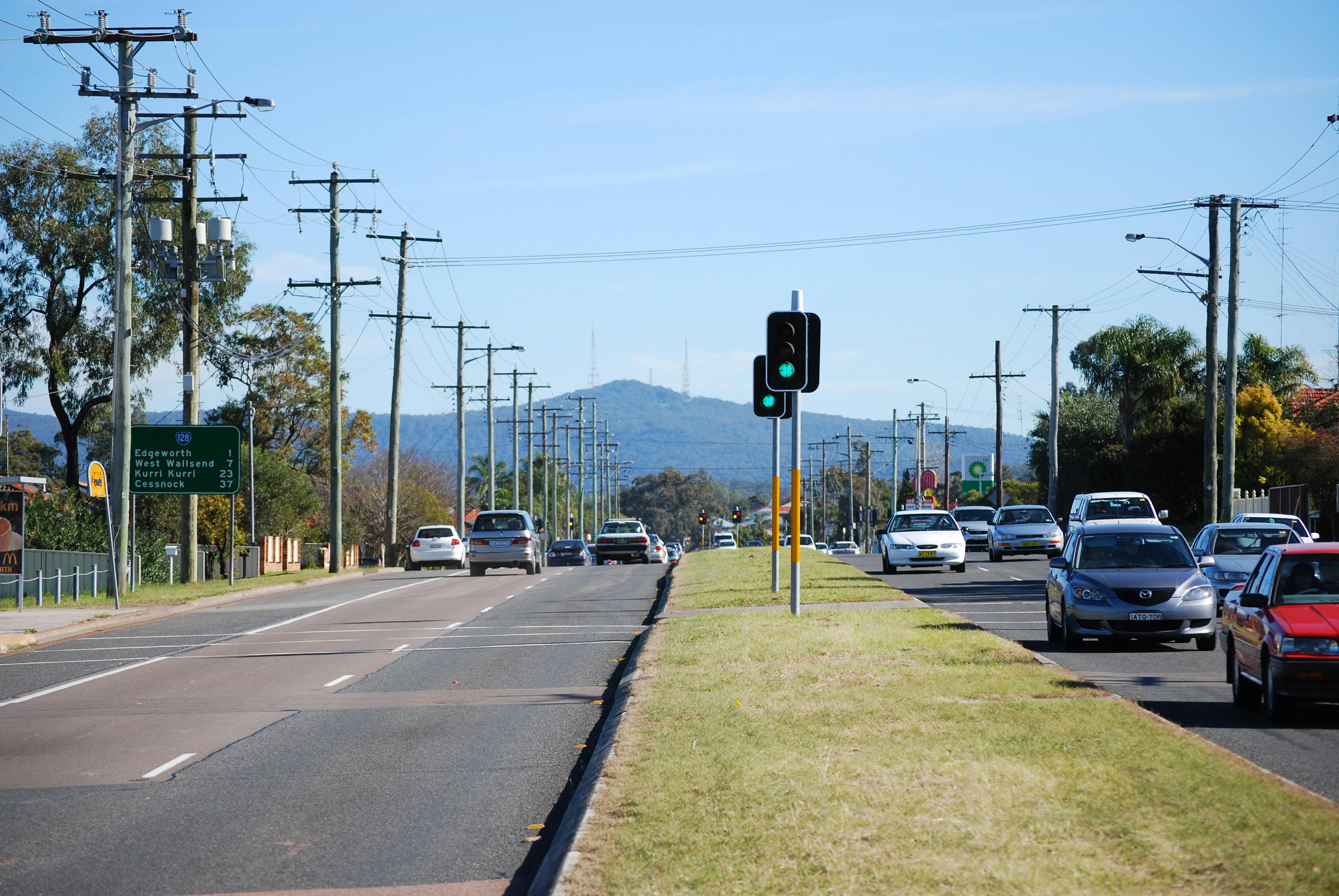 Mount Sugarloaf from Main Road