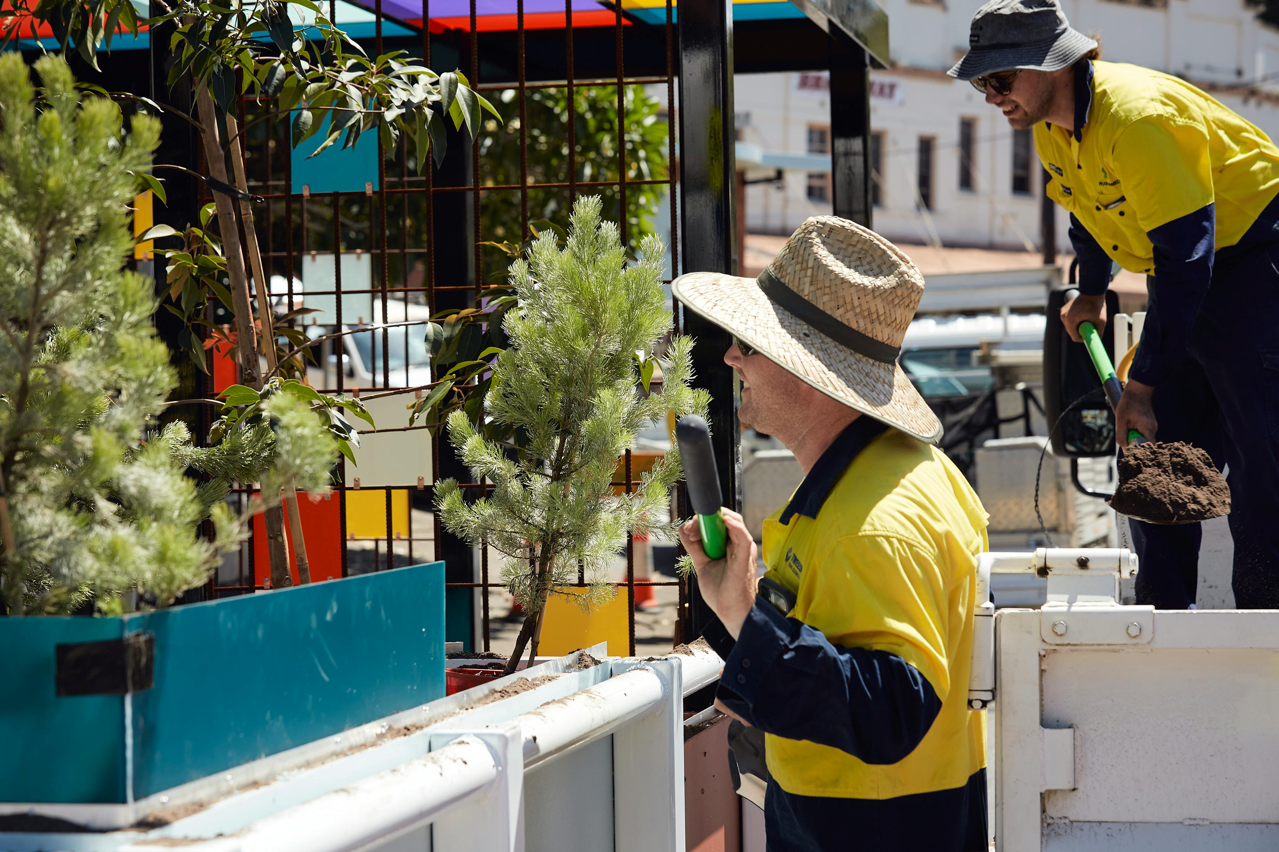 Preparing the Queen Street parklet