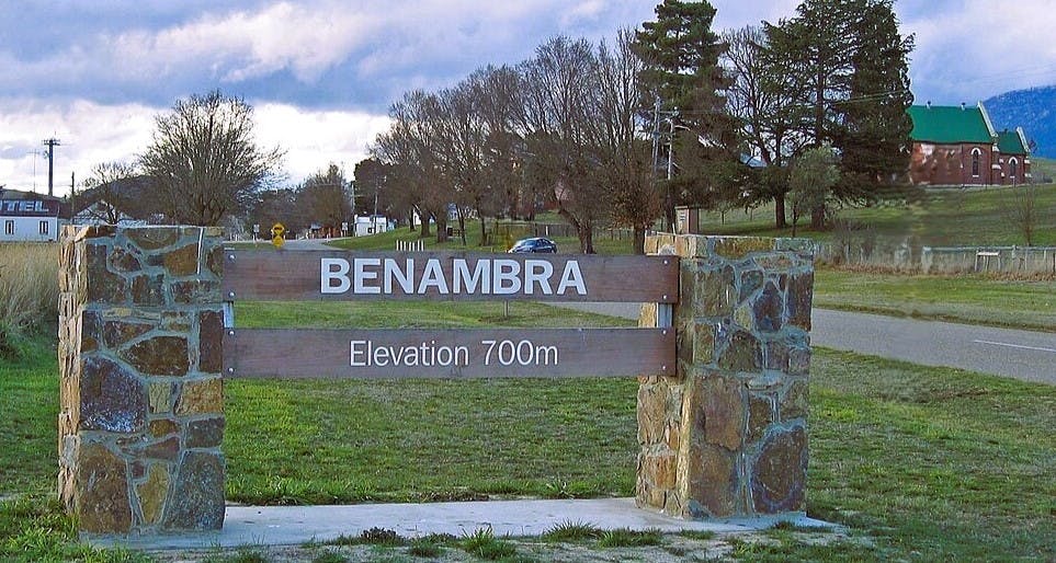 Benambra entry sign.jpg