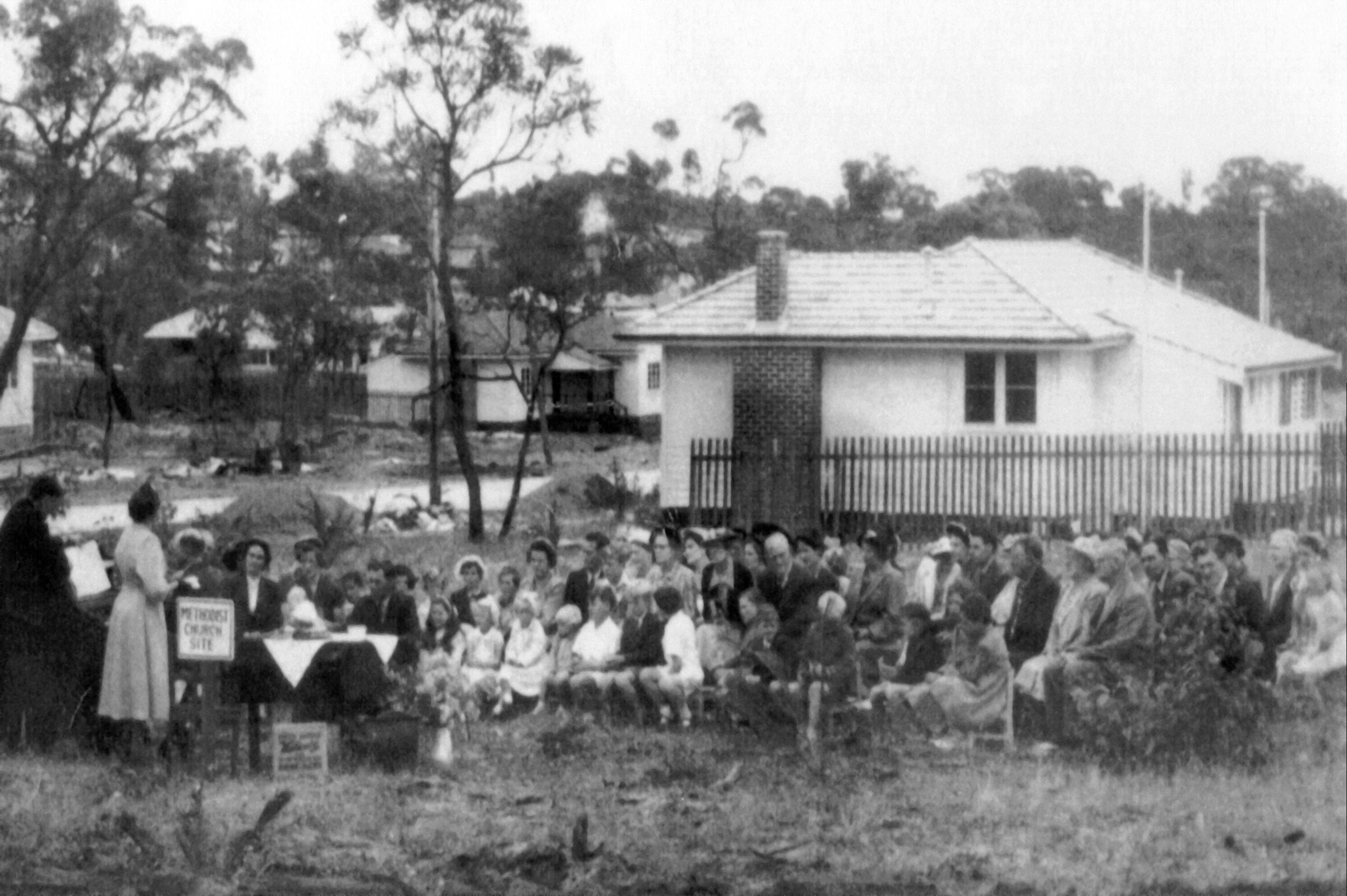 1 Medinas first church service cnr Atkinson Rd and Medina Avenue Medina - early 1954  (D Goodman).jpg