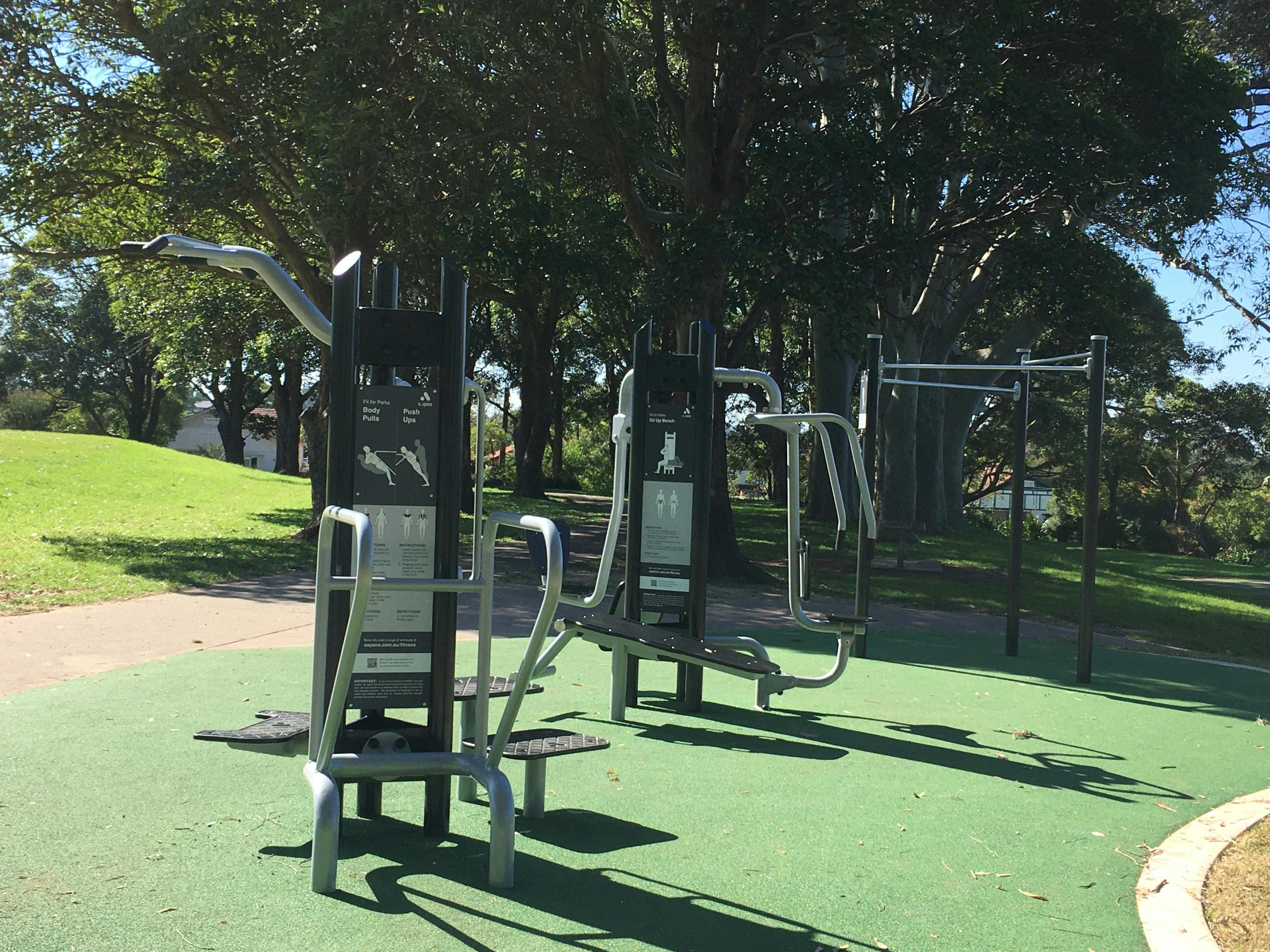 Example of a permanent fitness station