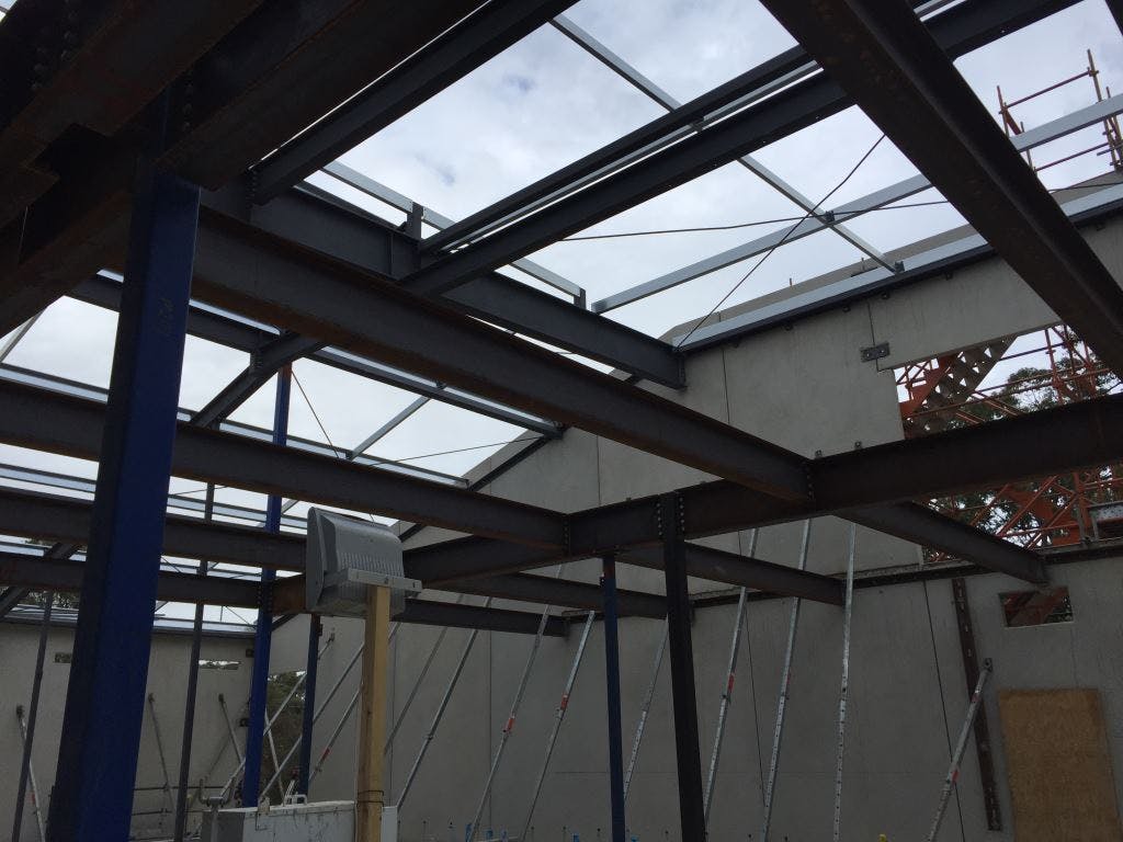 Steel progressing to the first floor admin area.