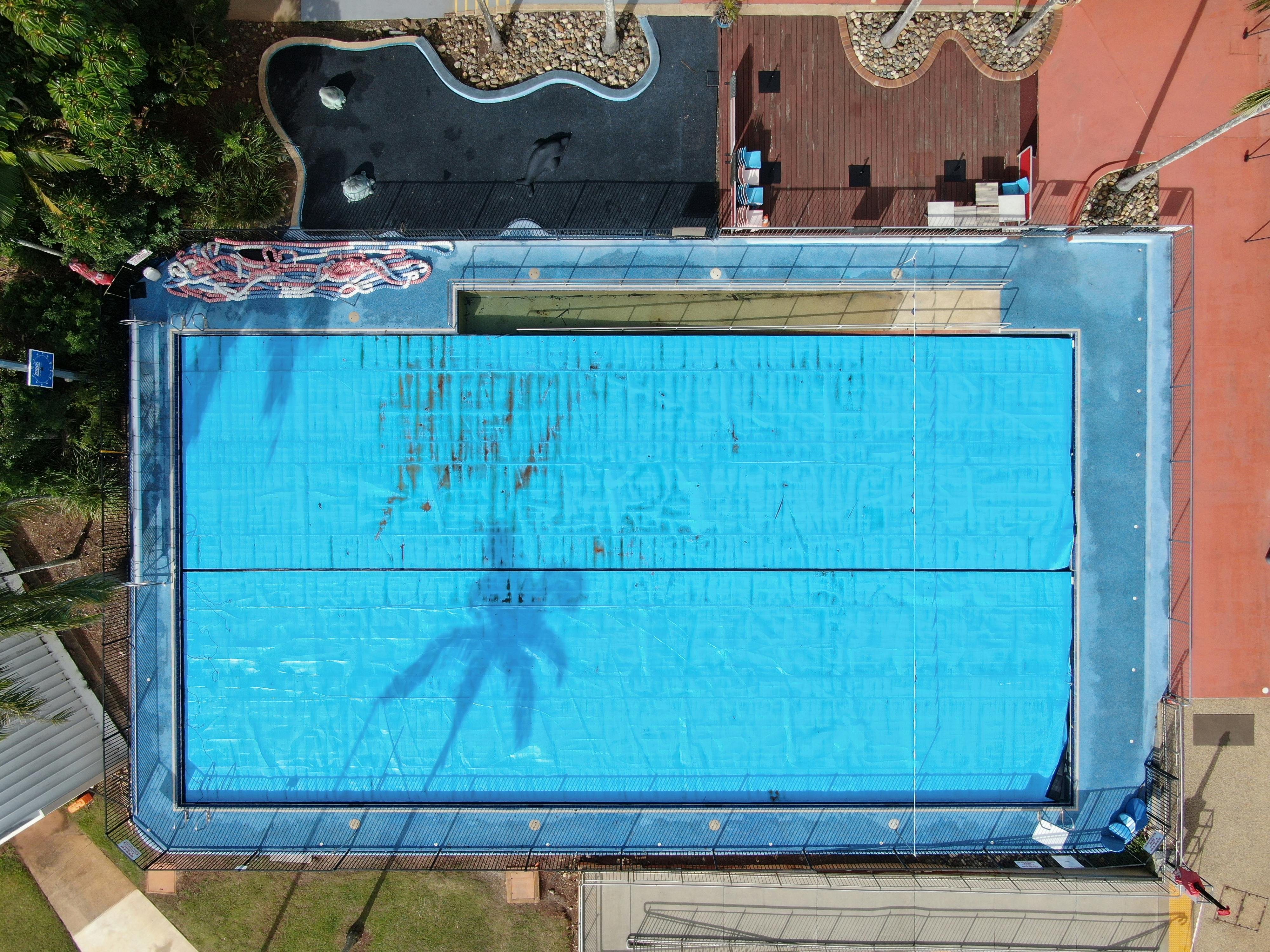 25m pool (before)
