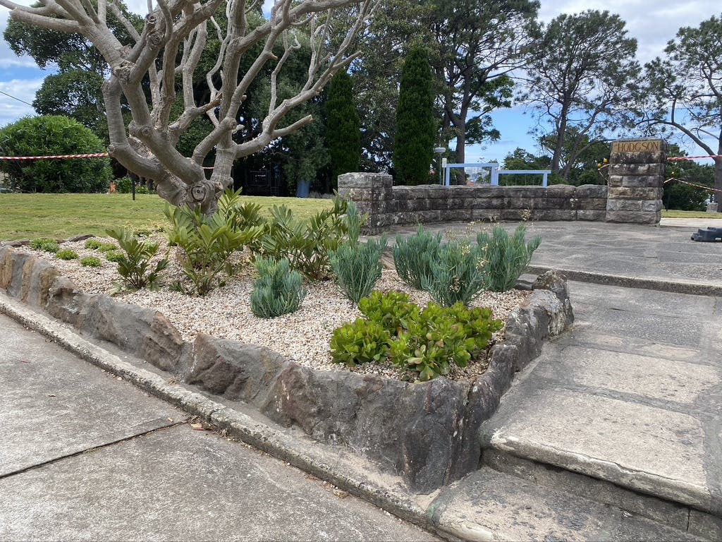 Hodgson complete 2.jpg