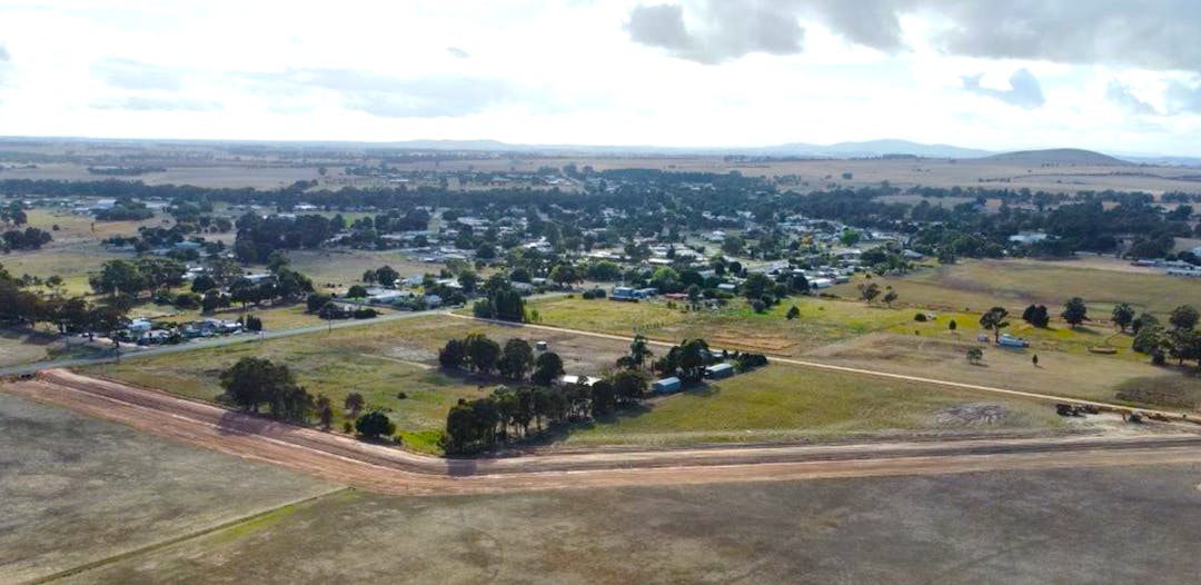 aerial shot of Carisbrook Levee