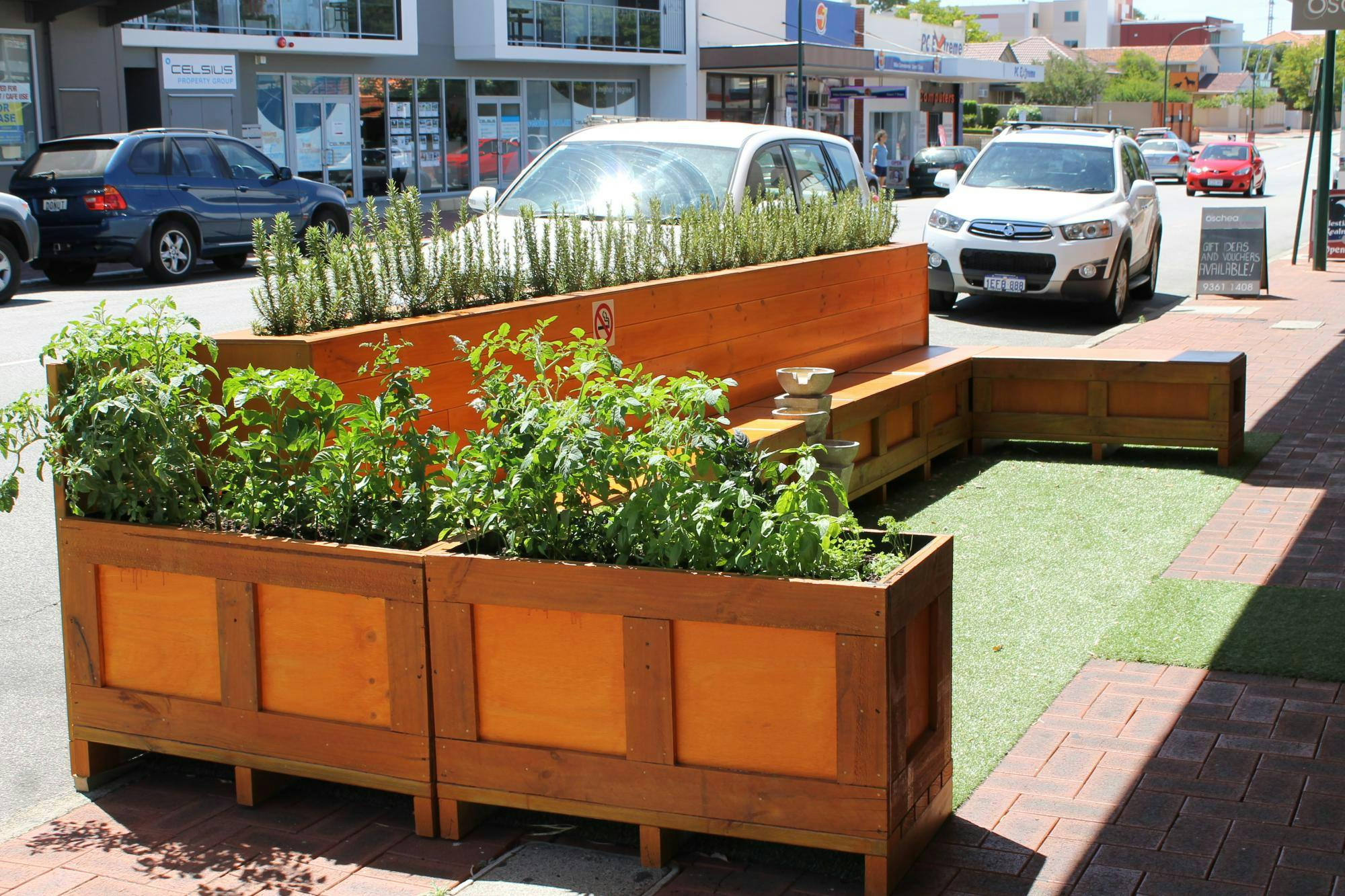 Midcoast Council   Parklet
