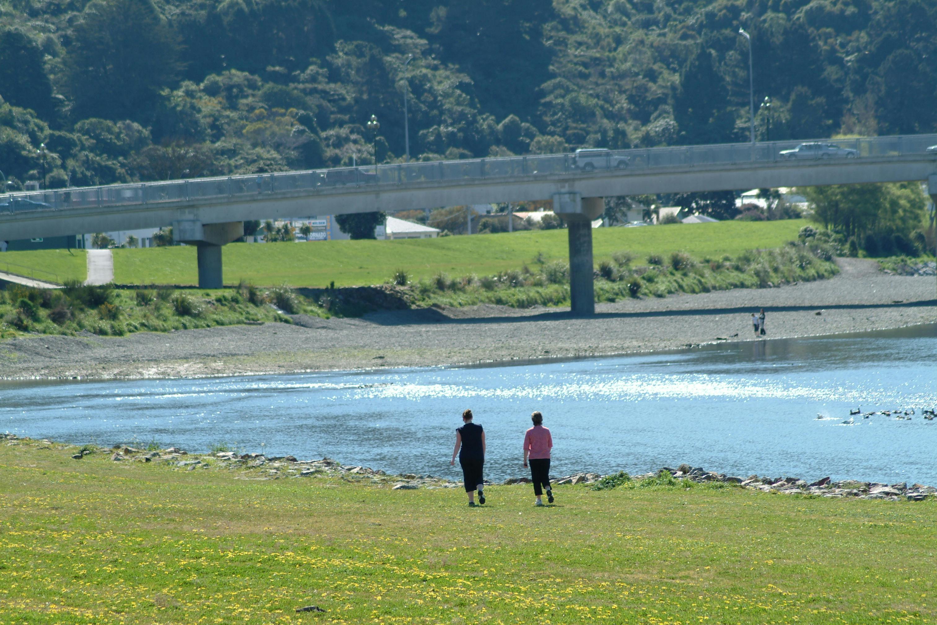 Walkers Ewen Bridge