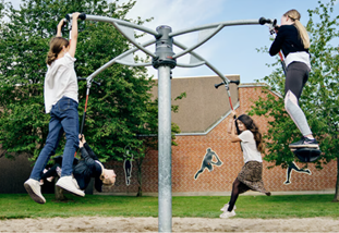 Saturn revolving swing