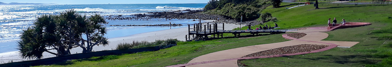 Arrawarra Headland Reserve is a culturally significant site. It is part of the Coffs Coast Regional Park. 
