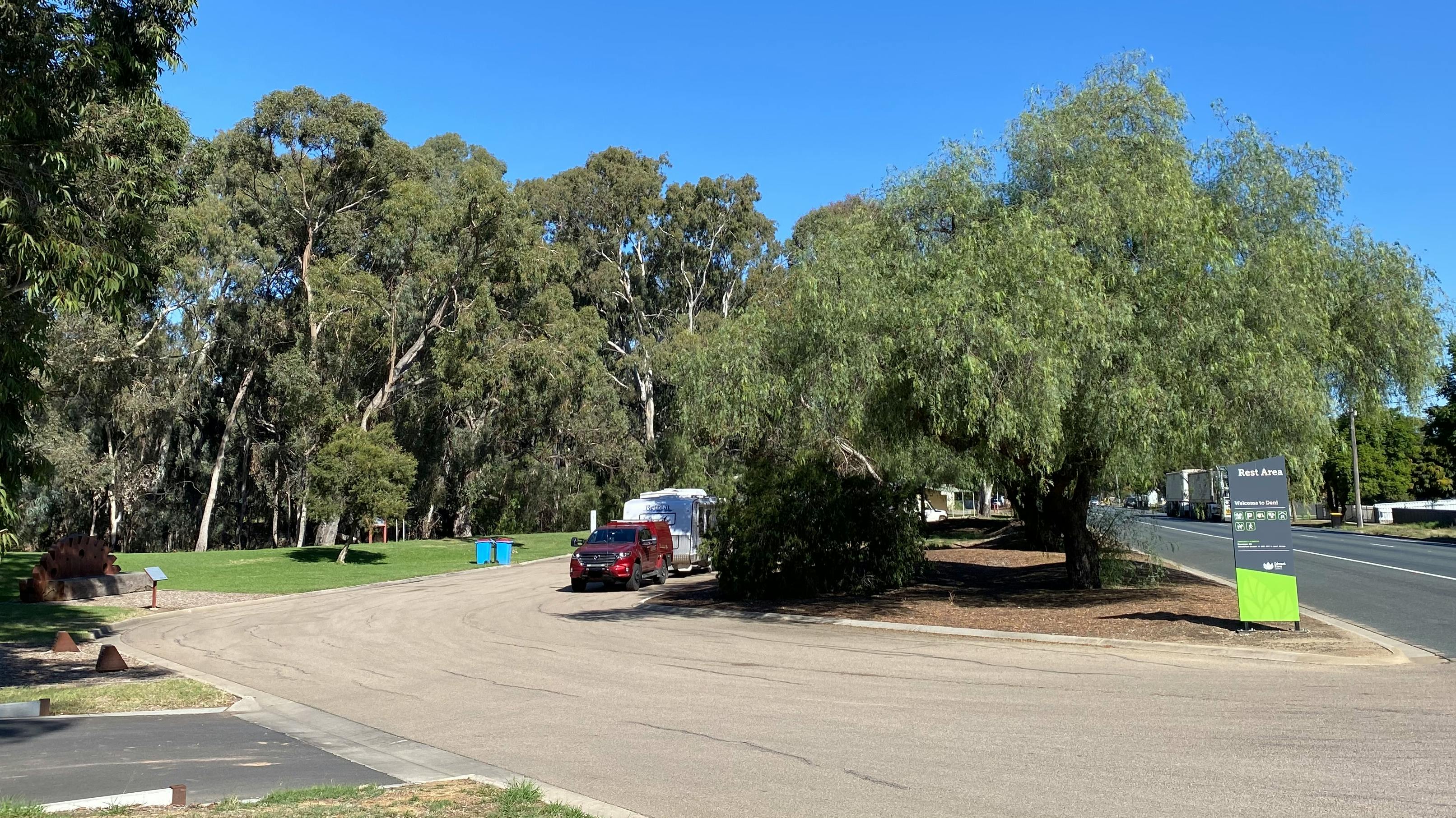 Photo of enterence into a rest area