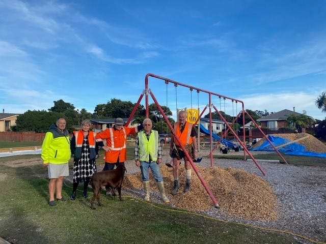 Previous Recipient Arnott Heights Community Group 