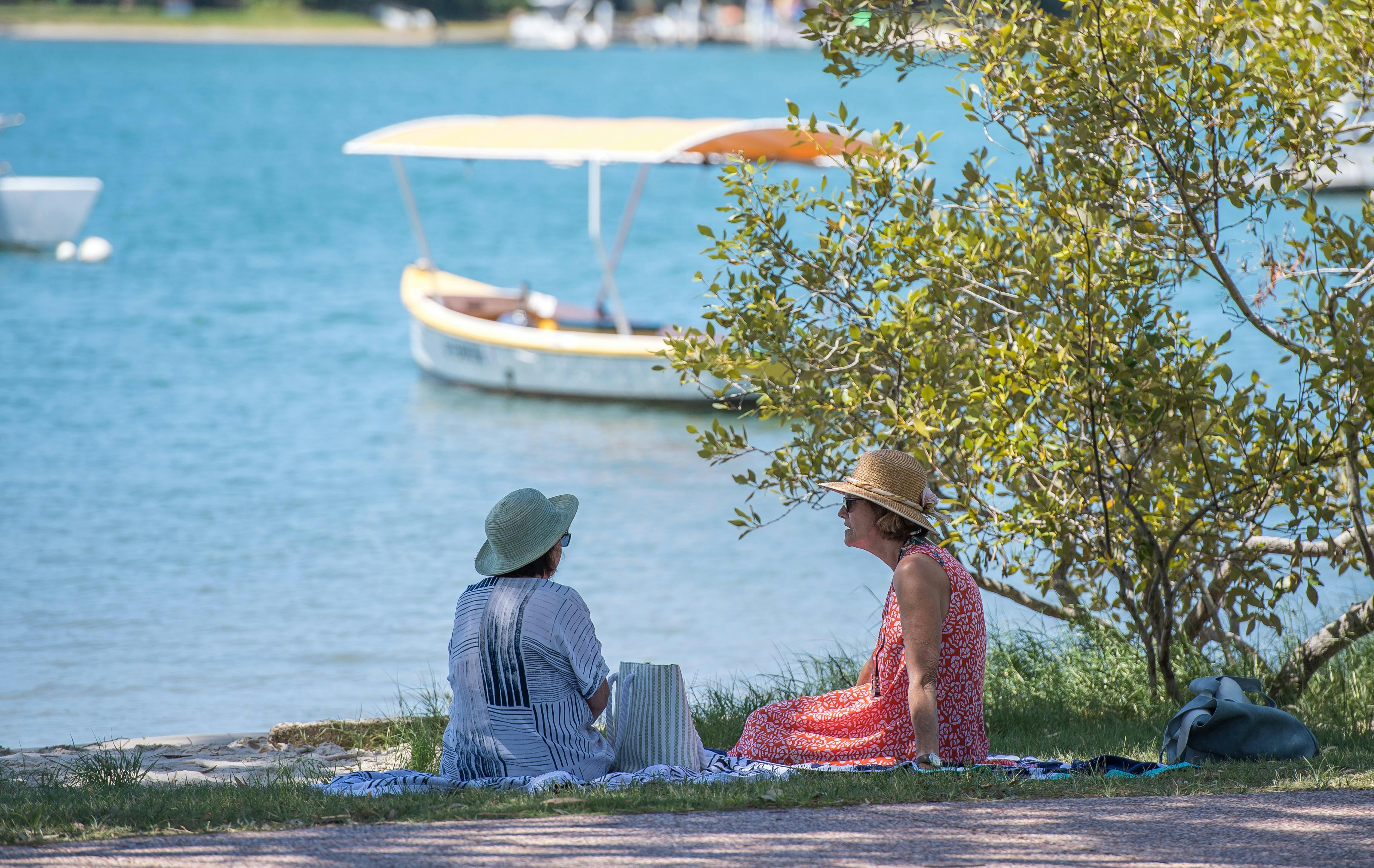 Noosa River - ladies