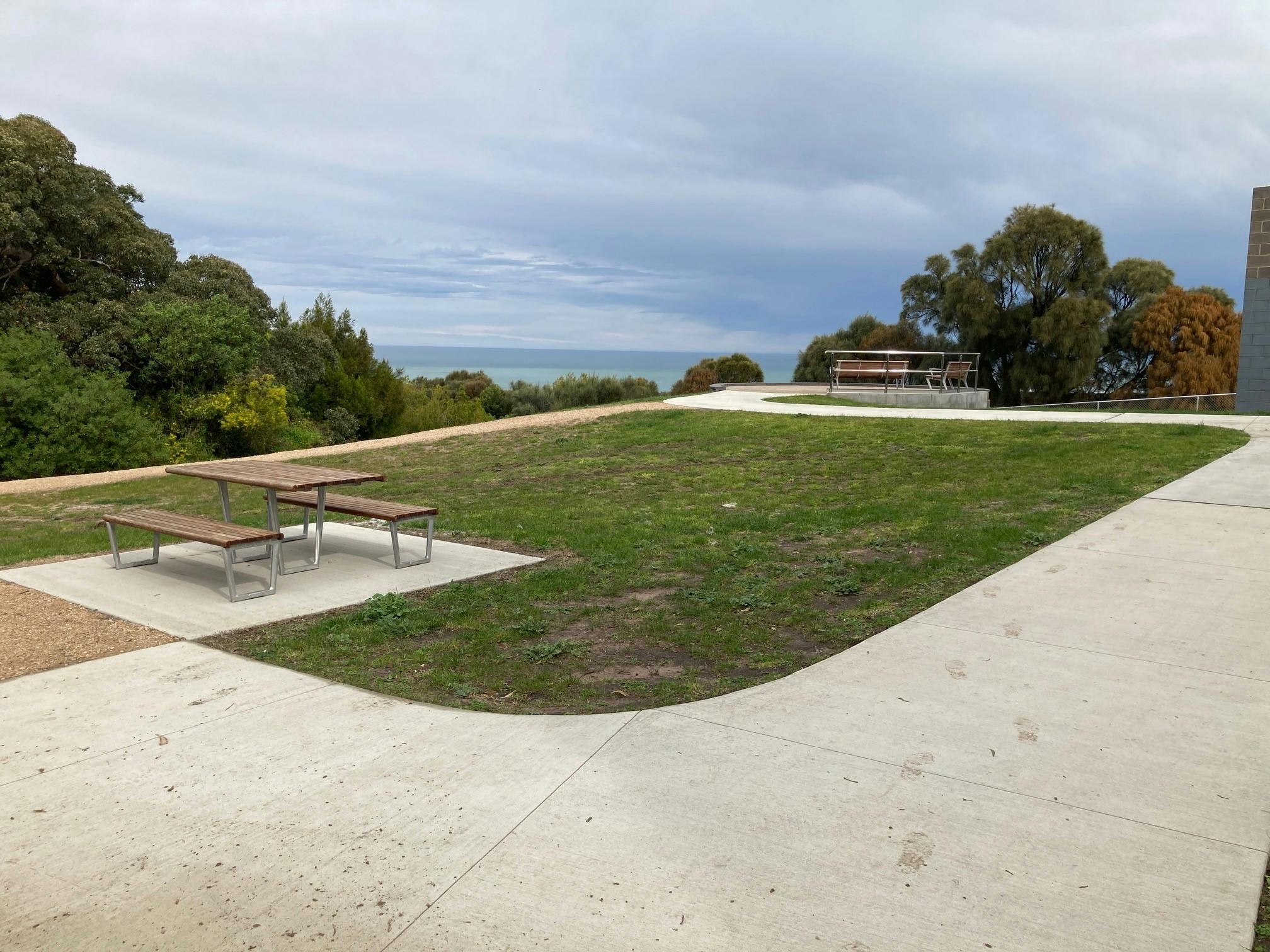 Lakes Entrance Jemmys Point Reserve - 20 August 2024