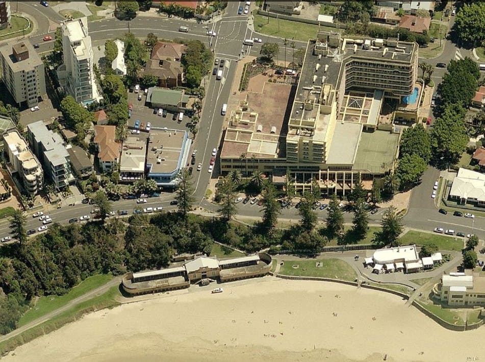 An overhead view of the Cliff Rd / Bourke St intersection