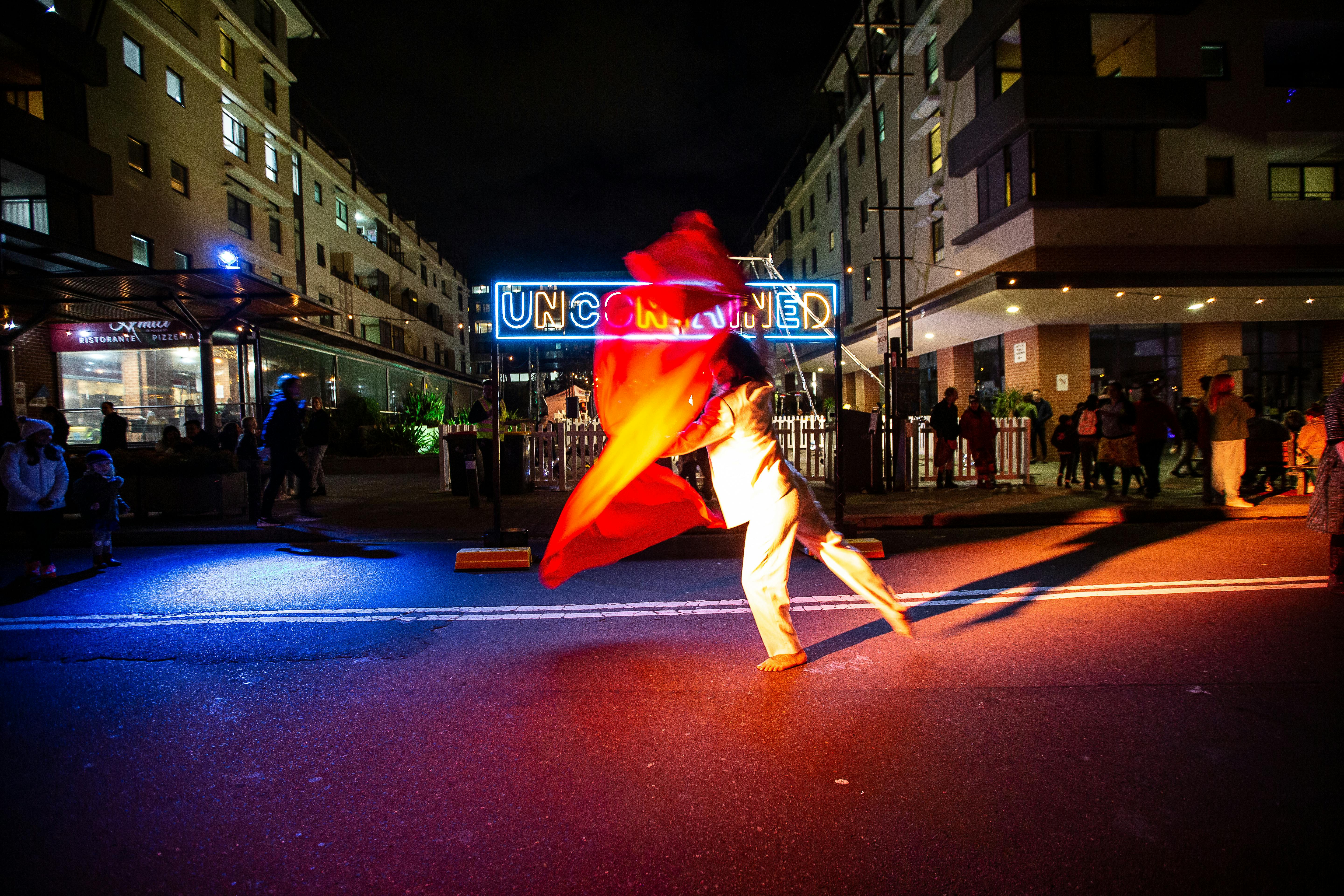 RS9302_Un-Contained 2021-93.jpg