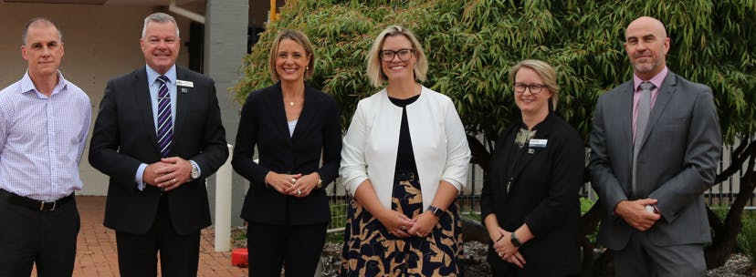 Visit HICC with (from left) Ashley McKinnon, Mayor Patrick Hall, Hon Kristina Keneally, Hon Hannah Beazley, Dr. Sarah McQuade and Warren Bow April 2021.png