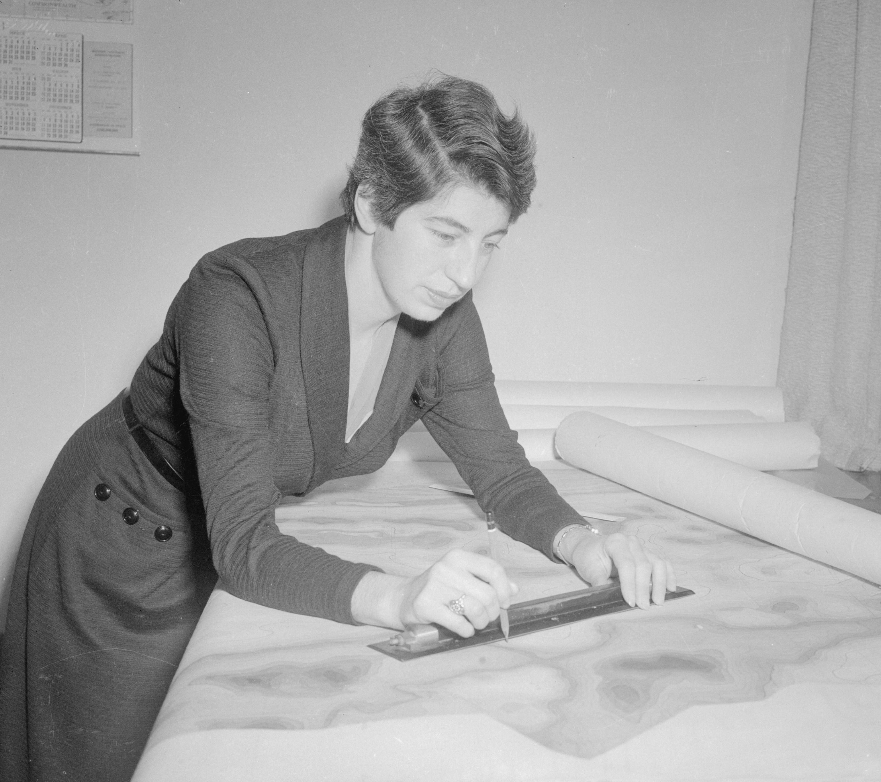 Margaret Feilman as a town planning student.JPG