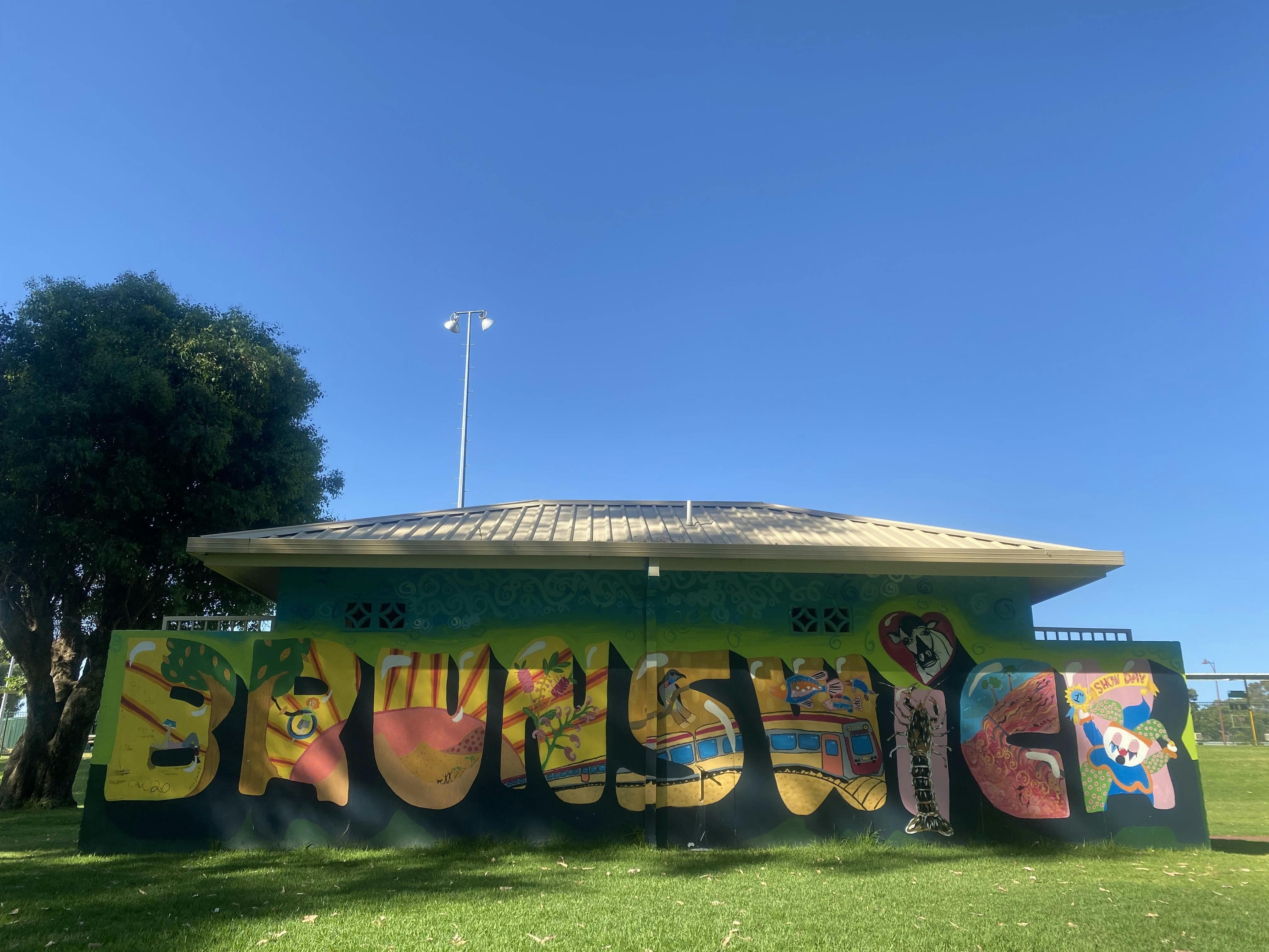 Brunswick River Pool Mural Close Up.JPG