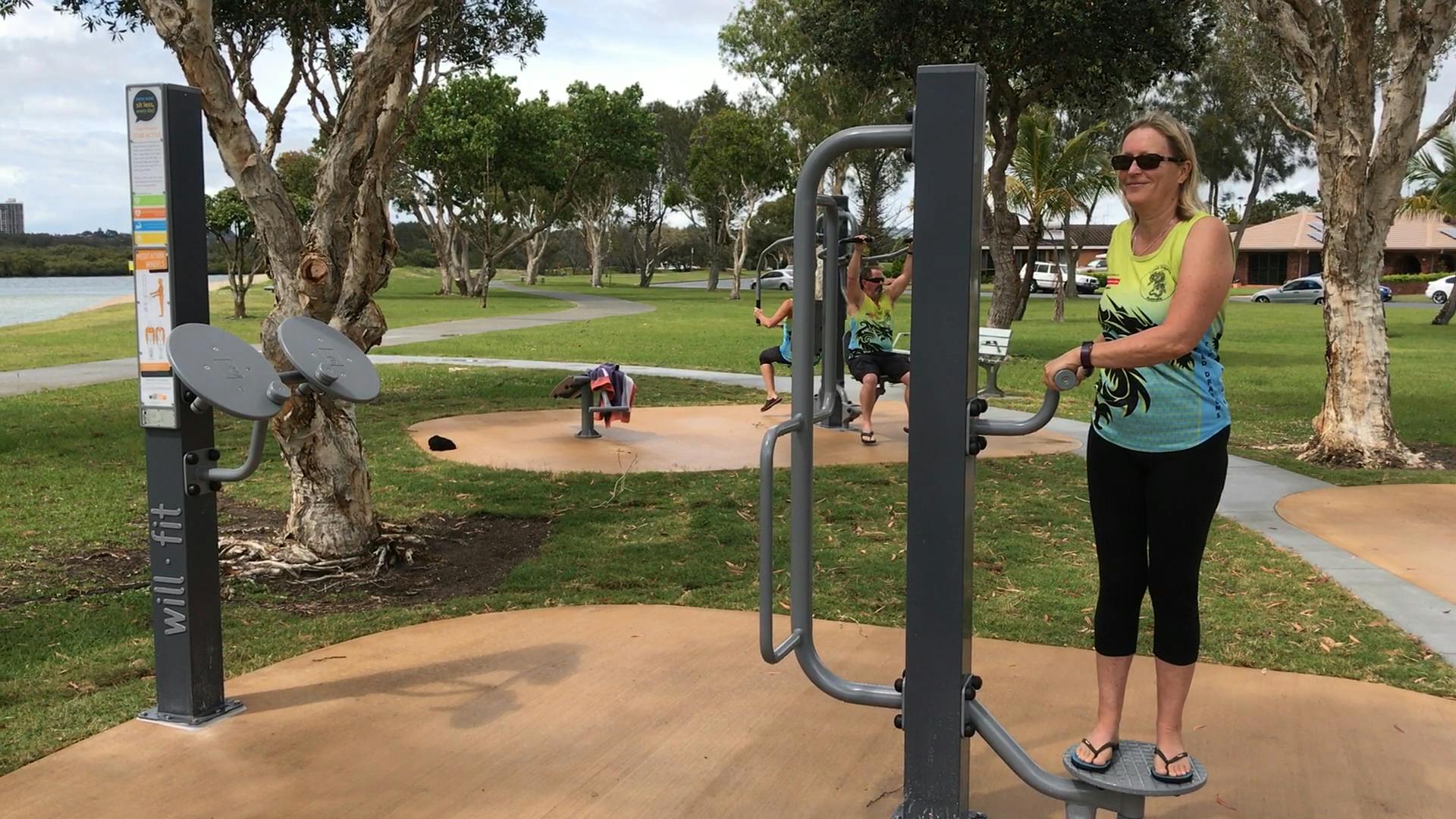 Example of outdoor fitness equipment, John Follent Park (Tweed Heads)