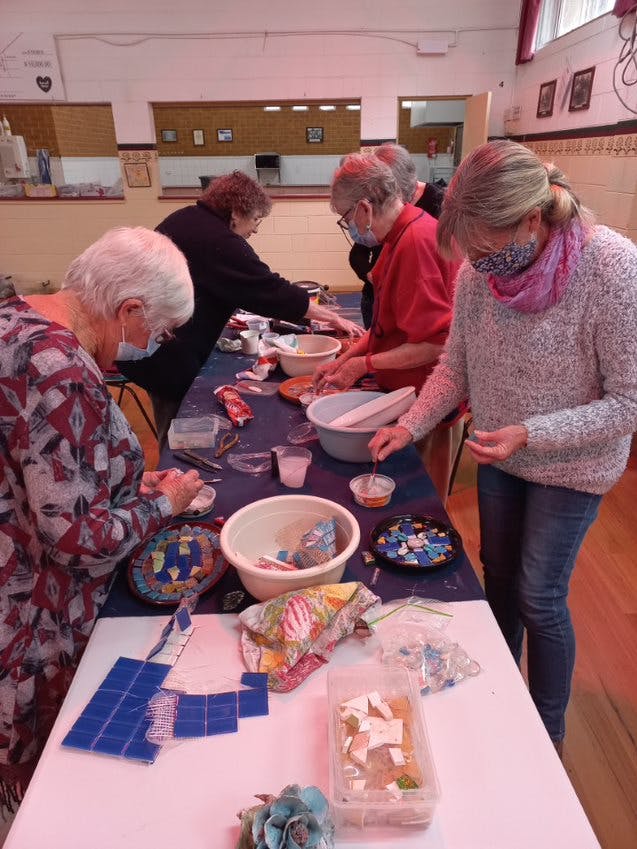 Mosaic Bee Bath at Bilpin