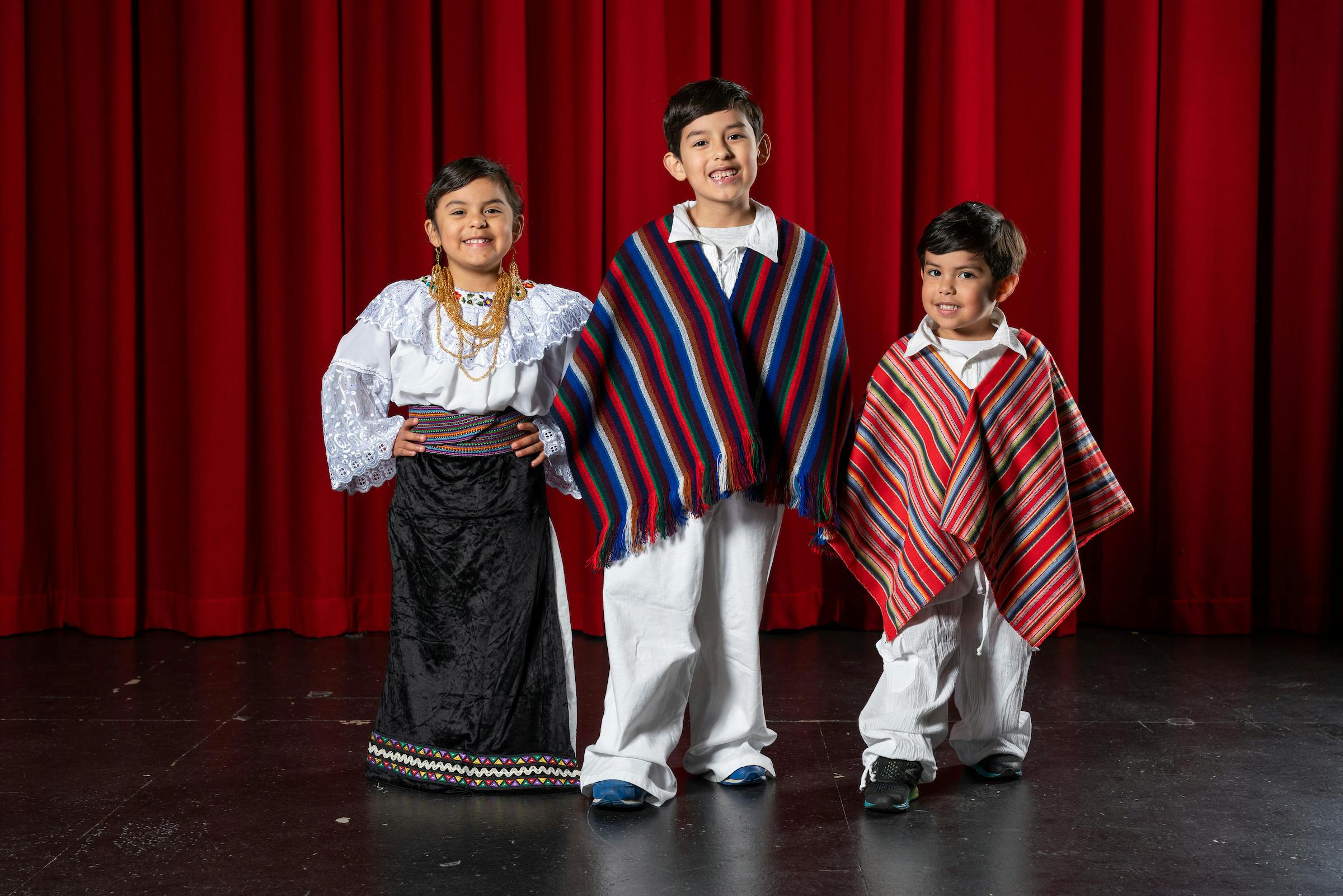 Ecuadorian Dance Group