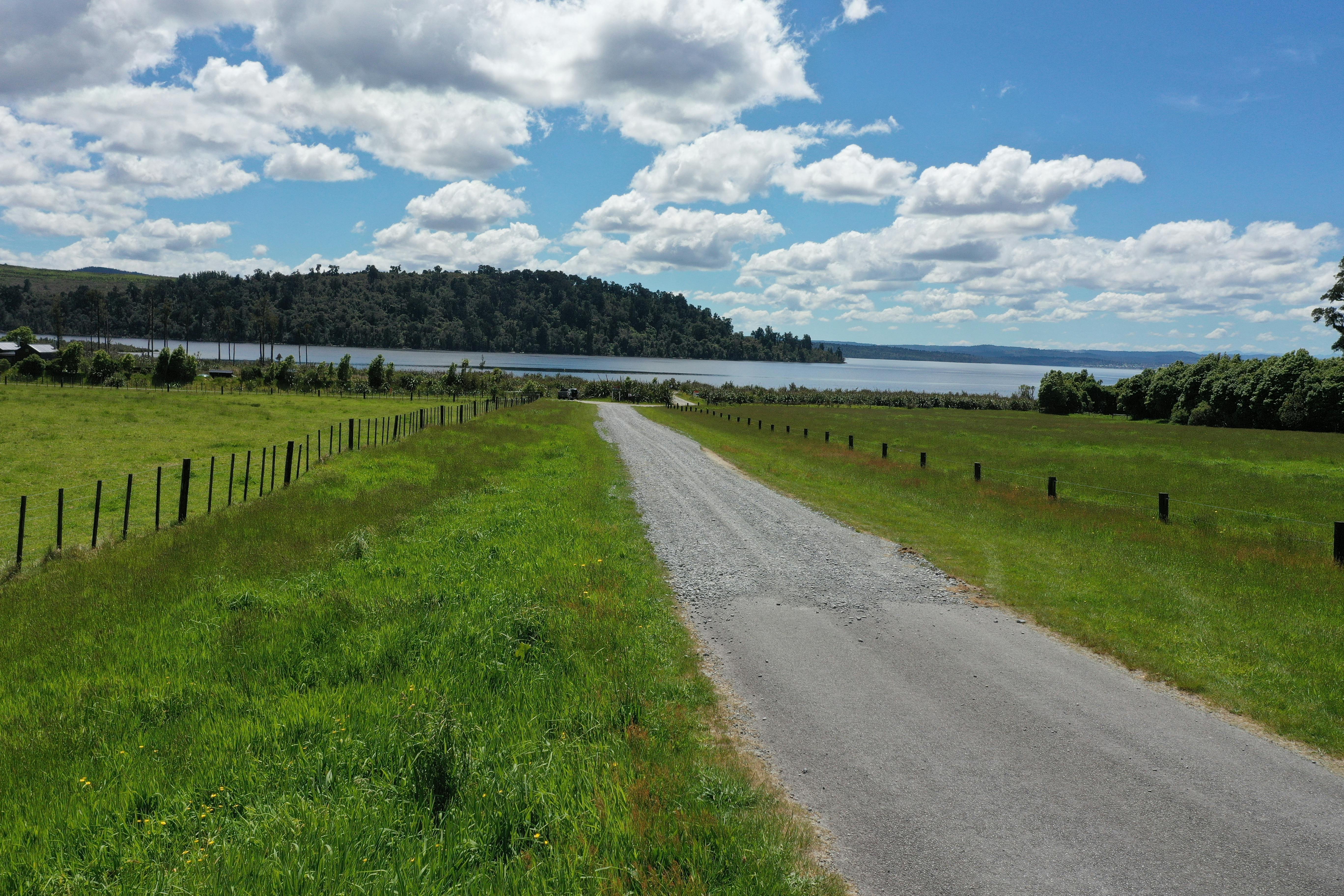 Access road to toilet/shelter block, parking area and boat ramp