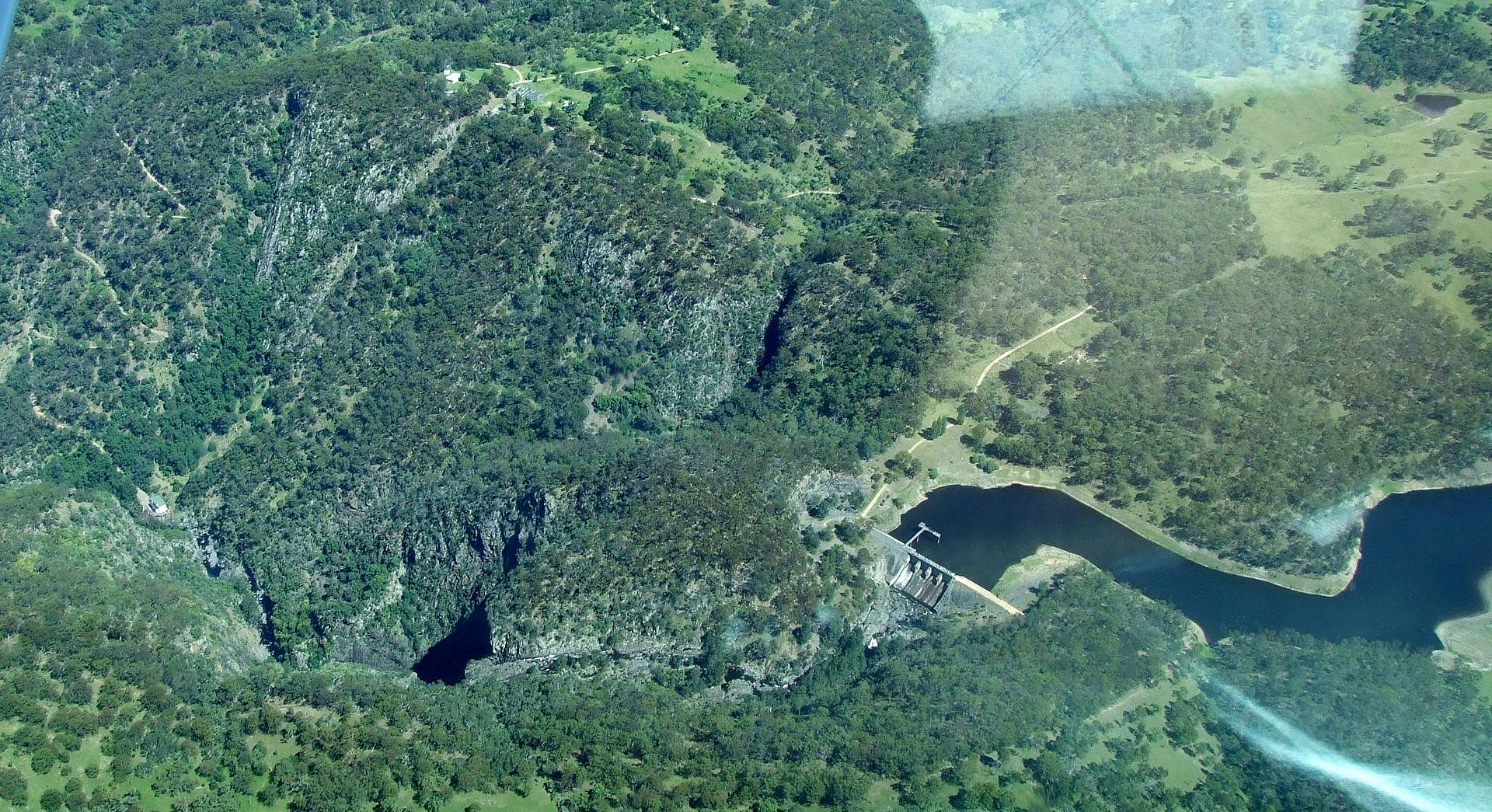Oaky Dam Wall Intact Arial View.jpg