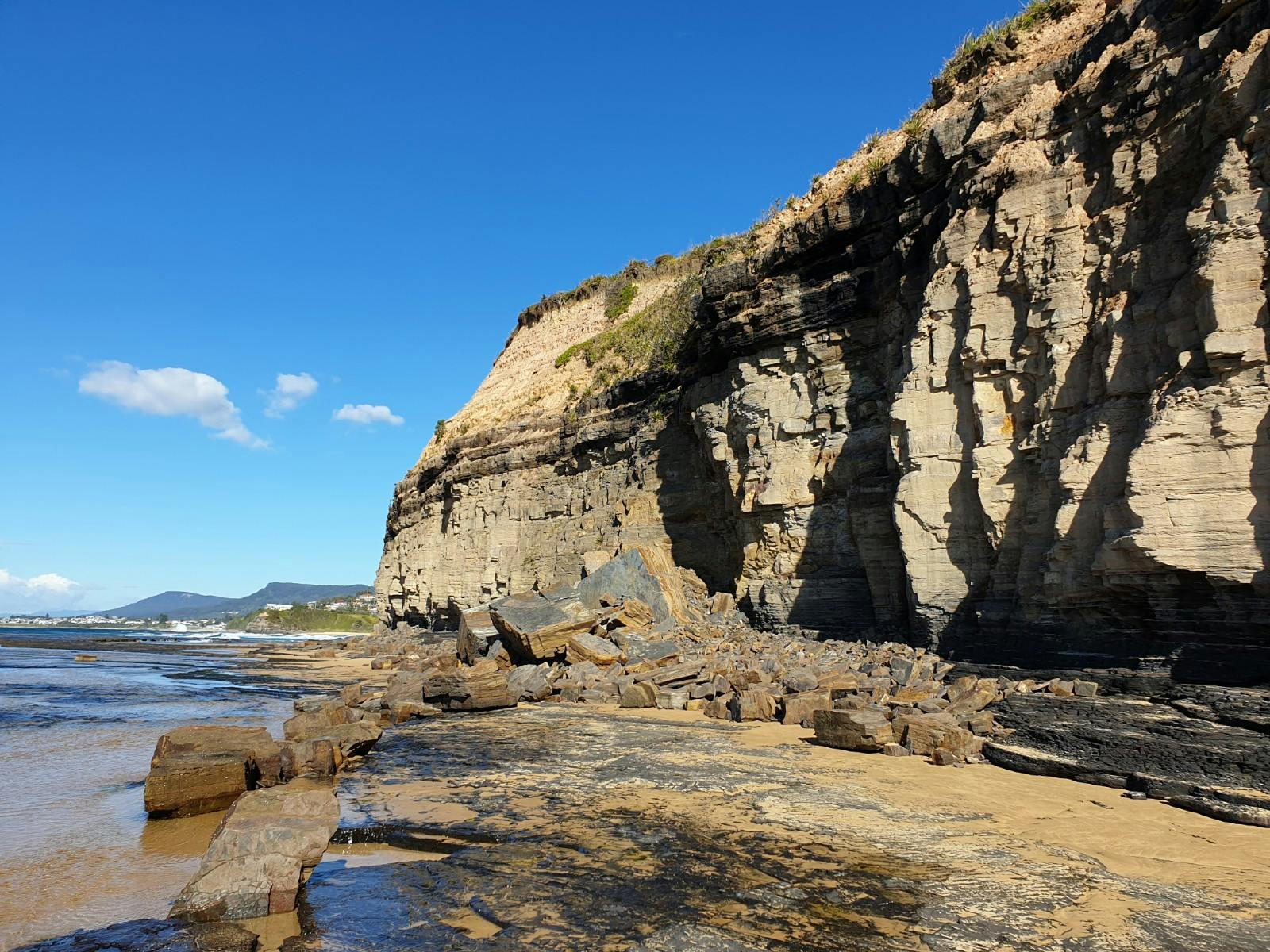 Cliff at Brickyard Point