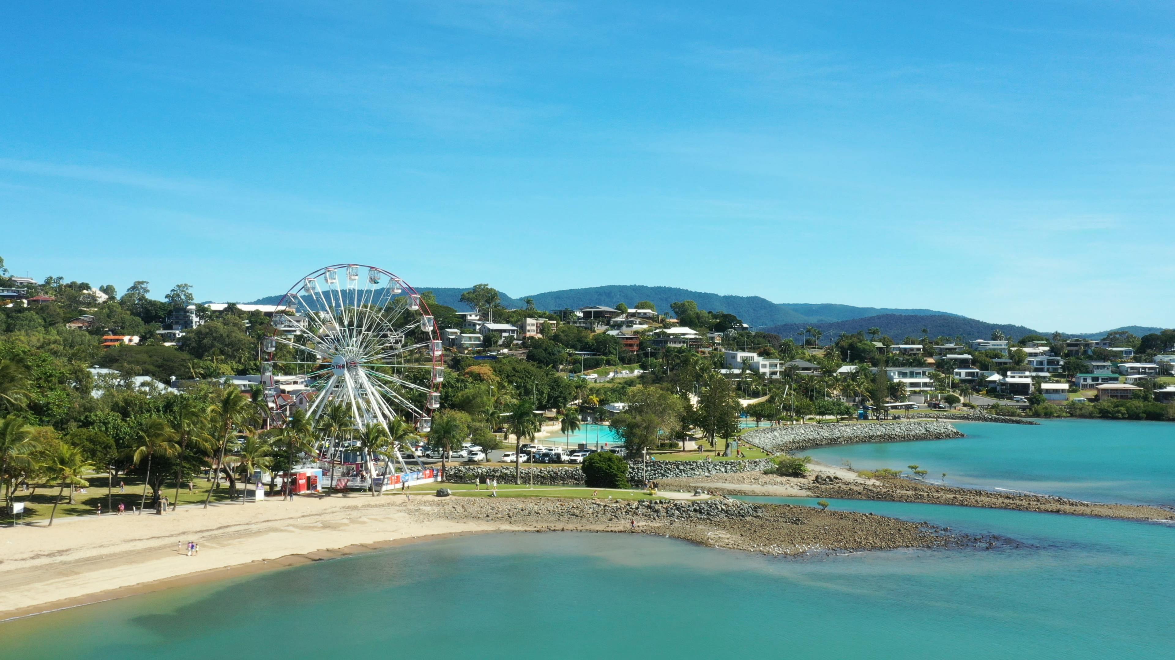 Ferris Wheel - Airlie Bay