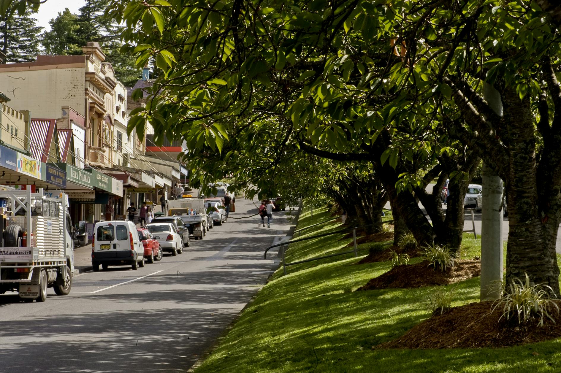 Leura Mall (north facing)