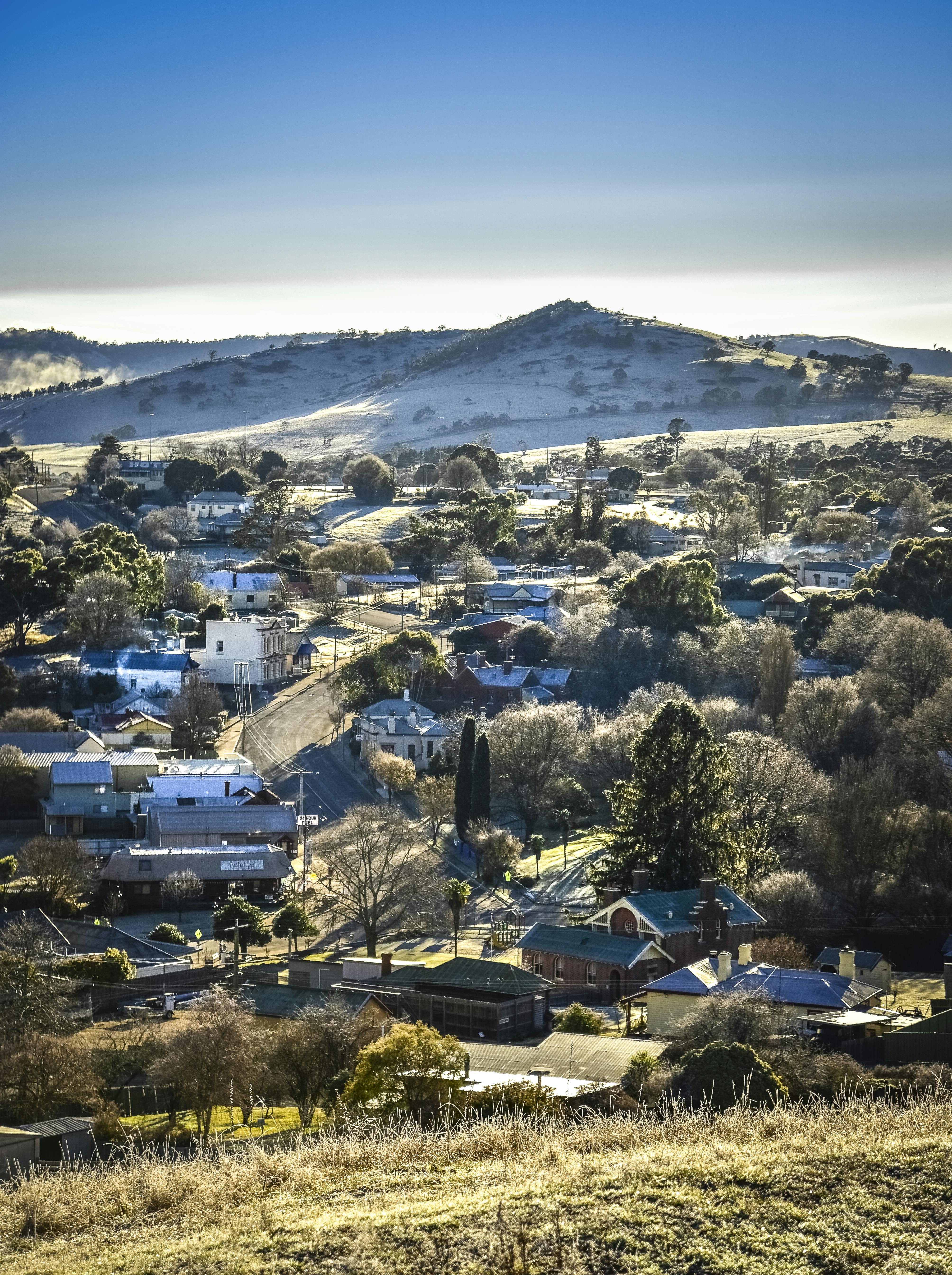 A_winter_morning_at_Omeo_3816_e2_by_AnneMorley.JPG