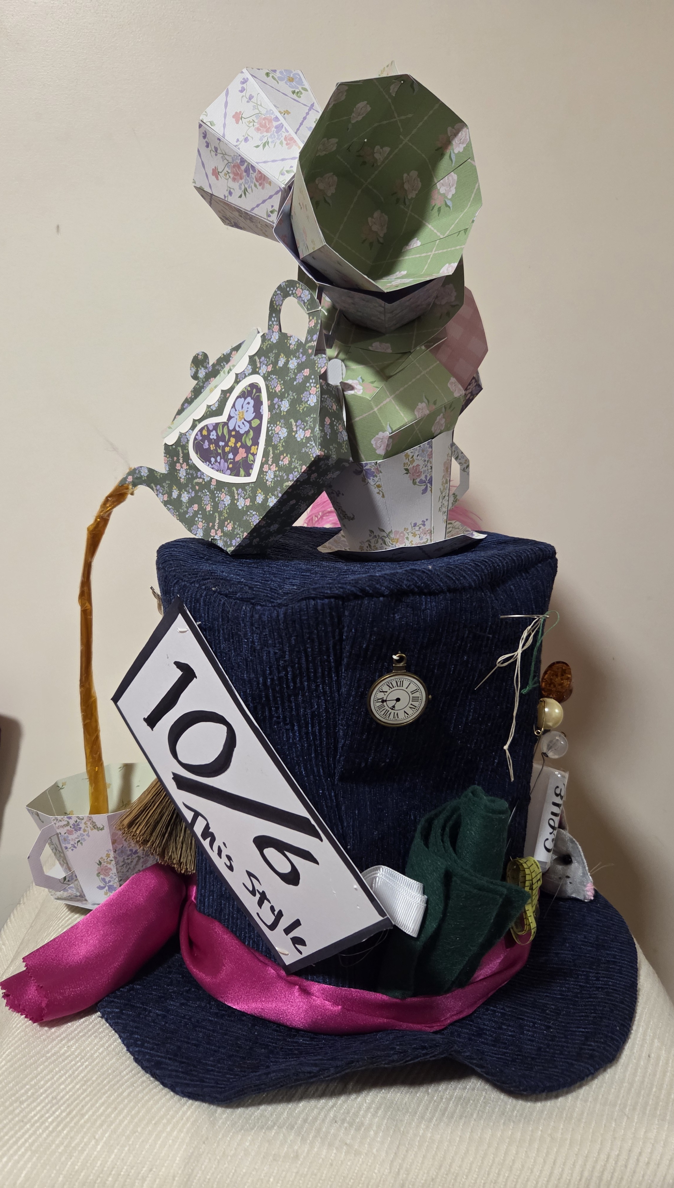 Susan Frisch - The Hatters Hat