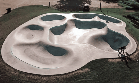 Flow skate and ride park