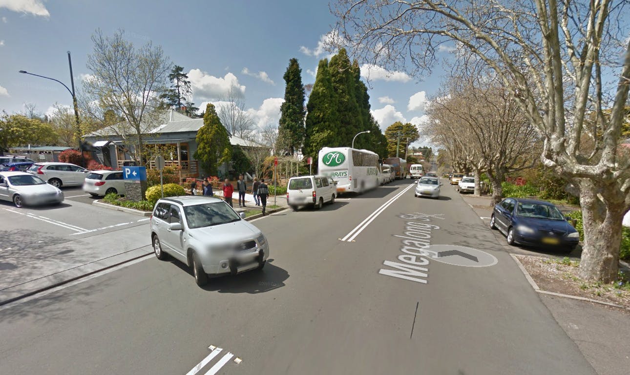 Megalong St - public carpark entrance